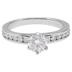 Platinring mit 0.41 Karat rundem Diamanten im Brillantschliff von Tiffany & Co.