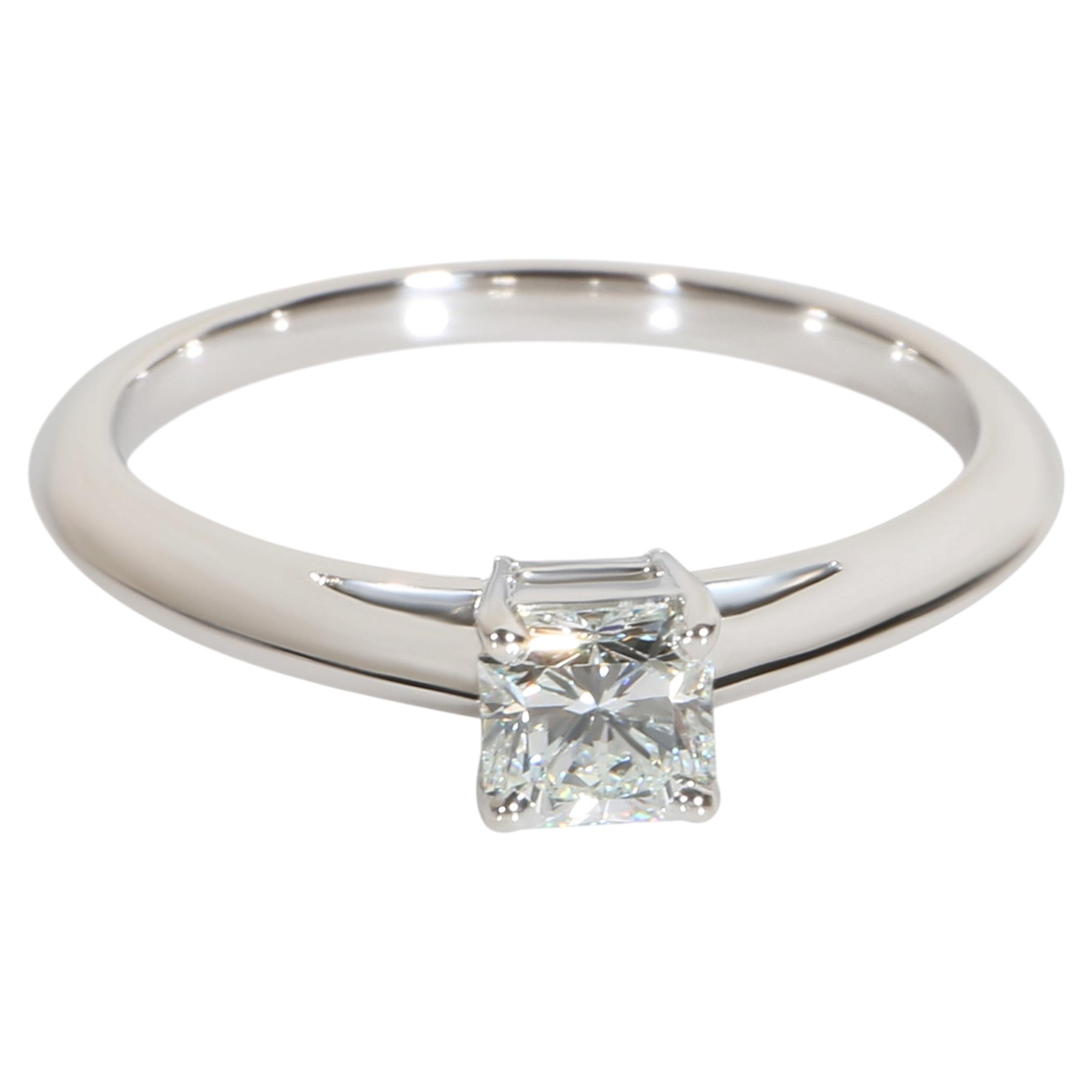 Tiffany & Co. Anillo de compromiso «Lucida» con diamante de 0,41 ct, corte mixto cuadrado con esquinas biseladas en venta