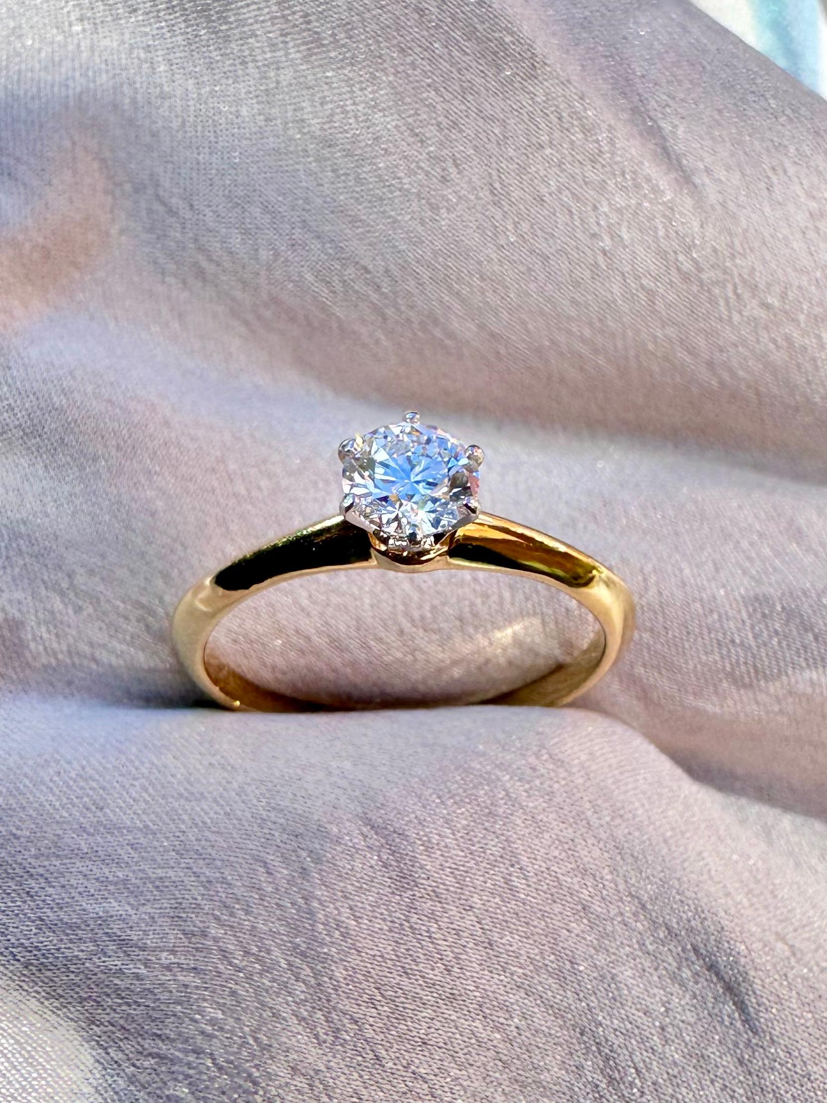 Tiffany & Co, bague solitaire en or 18 carats avec diamants de 0,47 carat en vente 5