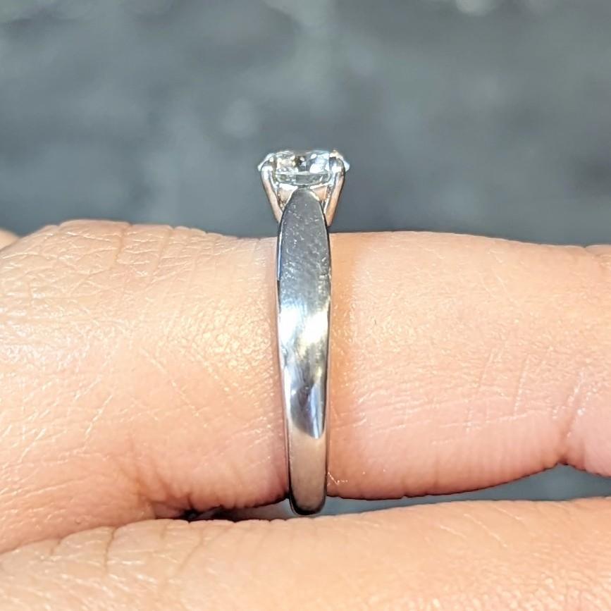Tiffany & Co, bague de fiançailles solitaire Harmony en platine avec diamants 0,48 carat certifiés GIA en vente 7
