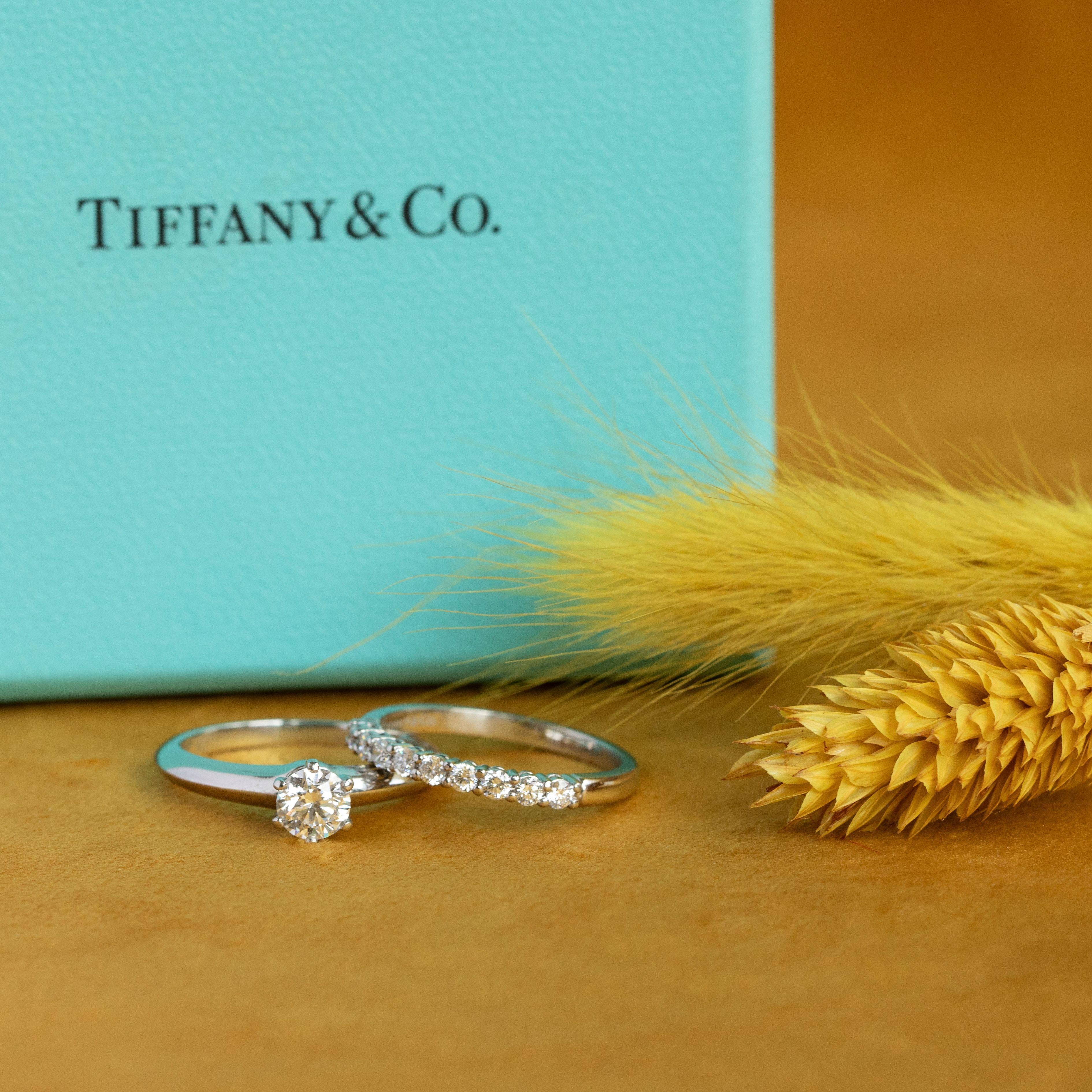 Tiffany & Co 0.50 Carat Platinum Engagement Rings  In Excellent Condition For Sale In AMSTERDAM, NL