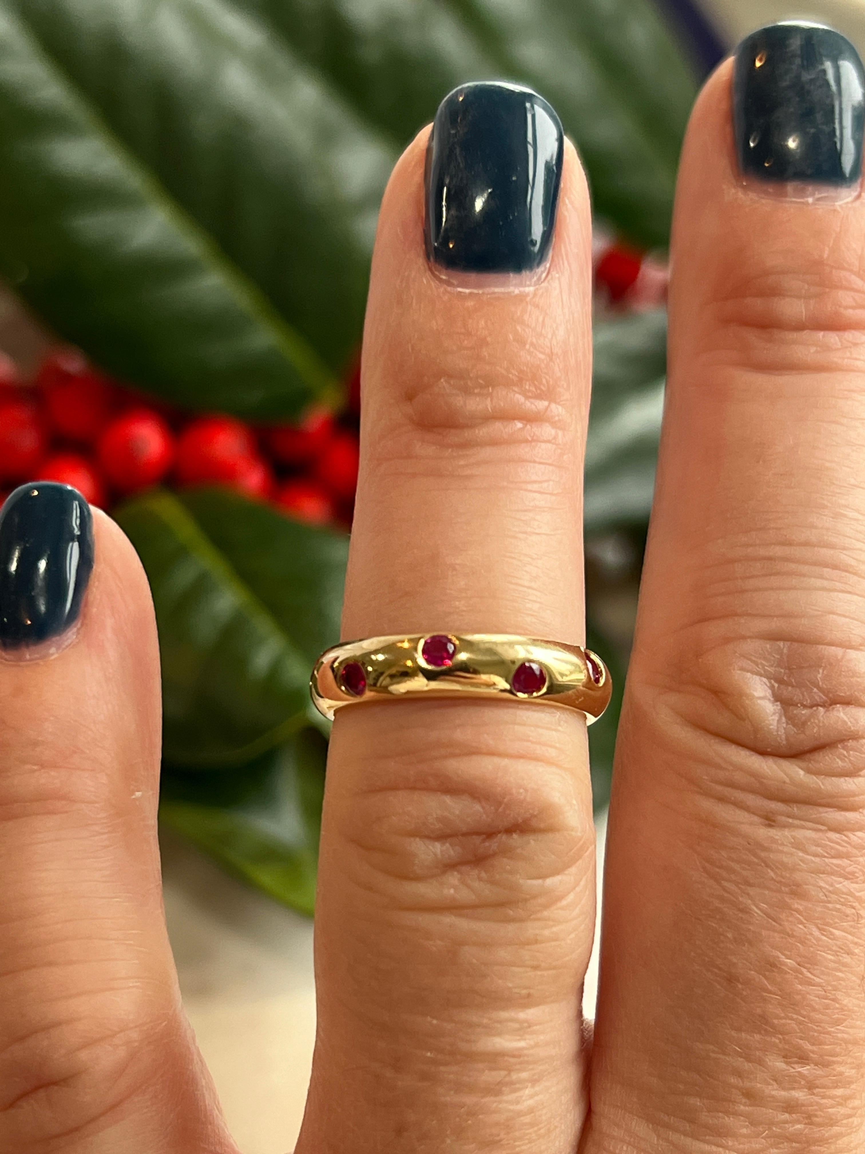 Round Cut Tiffany & Co. Etoile 0.60 Carat Round Ruby and 18k Yellow Gold  Band