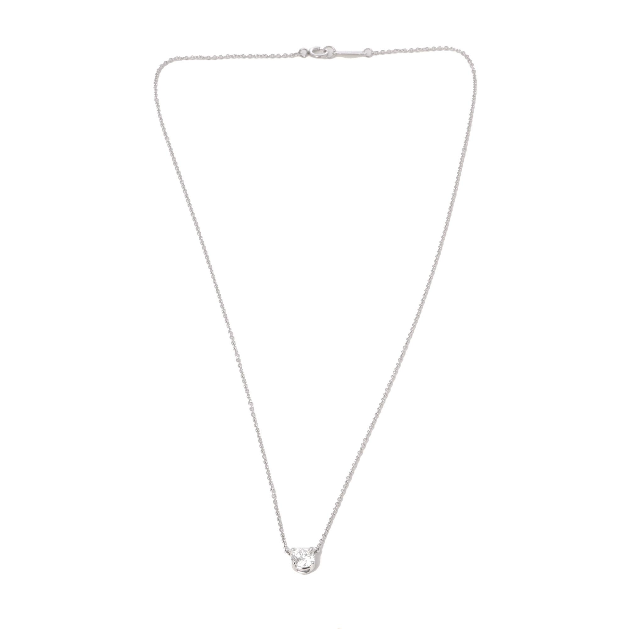 Taglio rotondo Tiffany & Co. 0.62ct Brilliant cut Diamond Platinum Solitaire Pendant in vendita