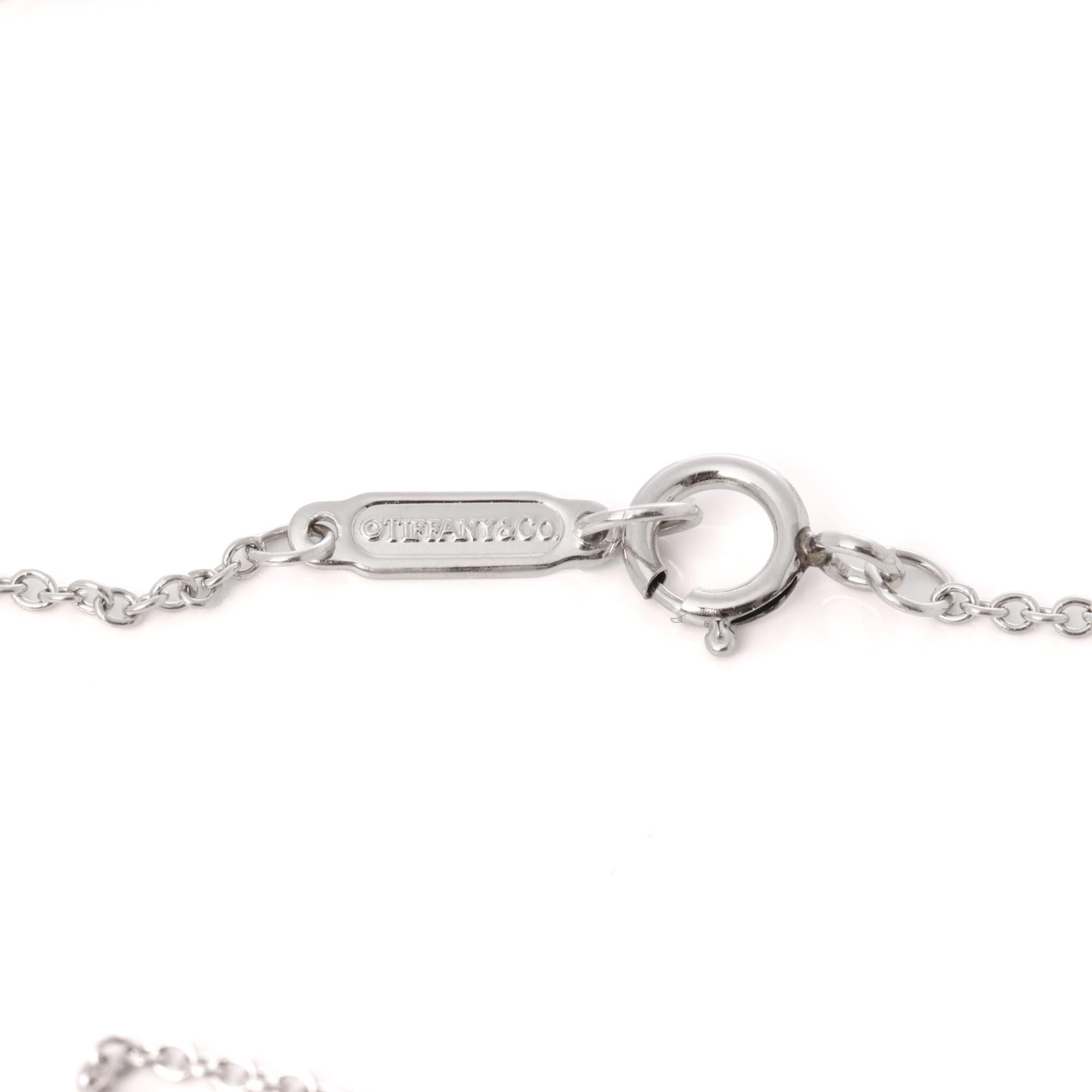 Donna Tiffany & Co. 0.62ct Brilliant cut Diamond Platinum Solitaire Pendant in vendita