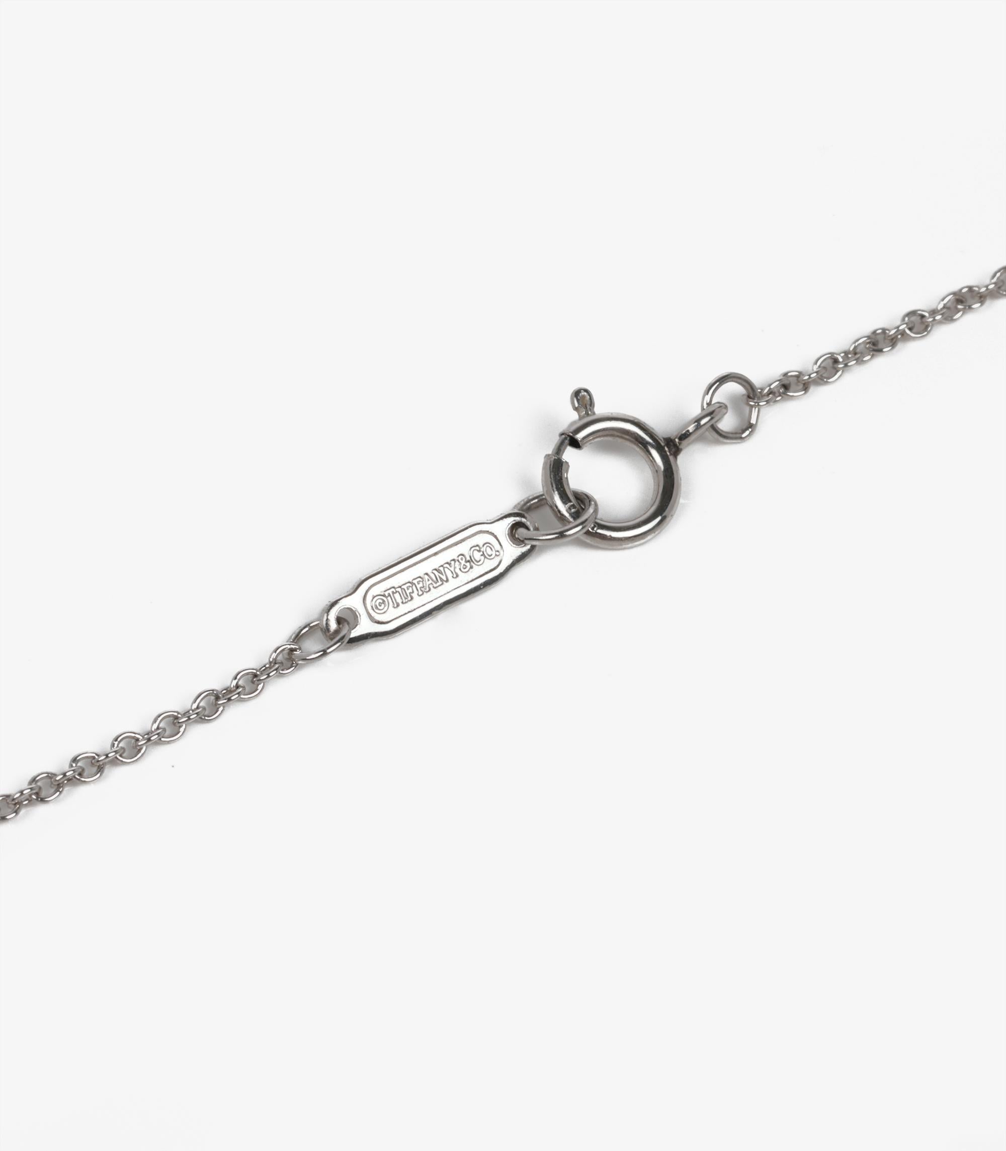 Tiffany & Co. Ciondolo solitario in platino con diamante taglio brillante da 0.71 ct. In condizioni ottime in vendita a Bishop's Stortford, Hertfordshire