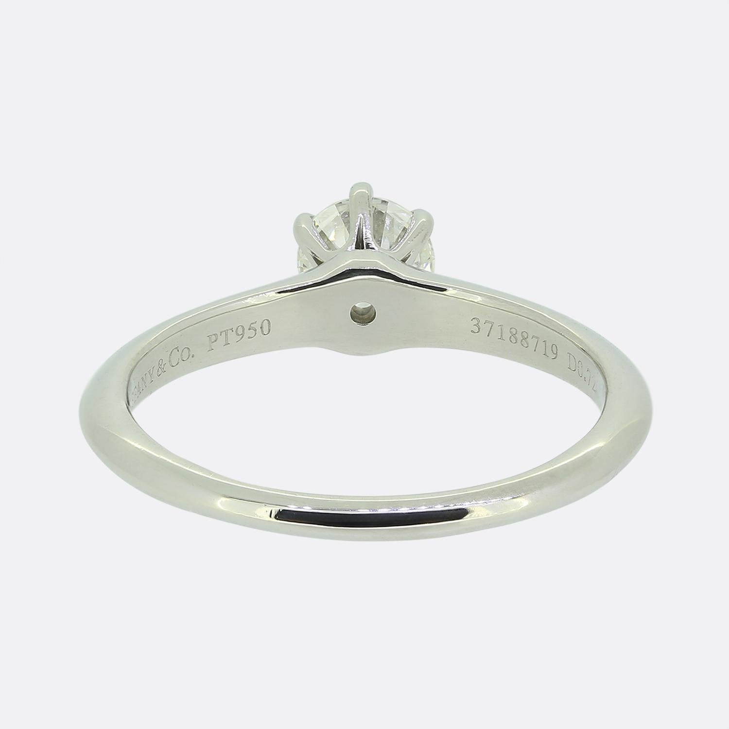 Tiffany & Co. Bague de fiançailles avec diamant de 0,72 carat Excellent état - En vente à London, GB