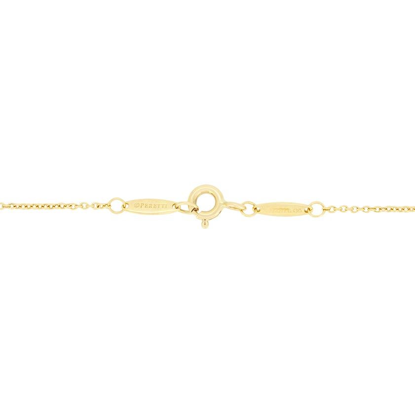Este elegante reloj Tiffany & Co. El colgante Elsa Peretti procede de su icónica colección 