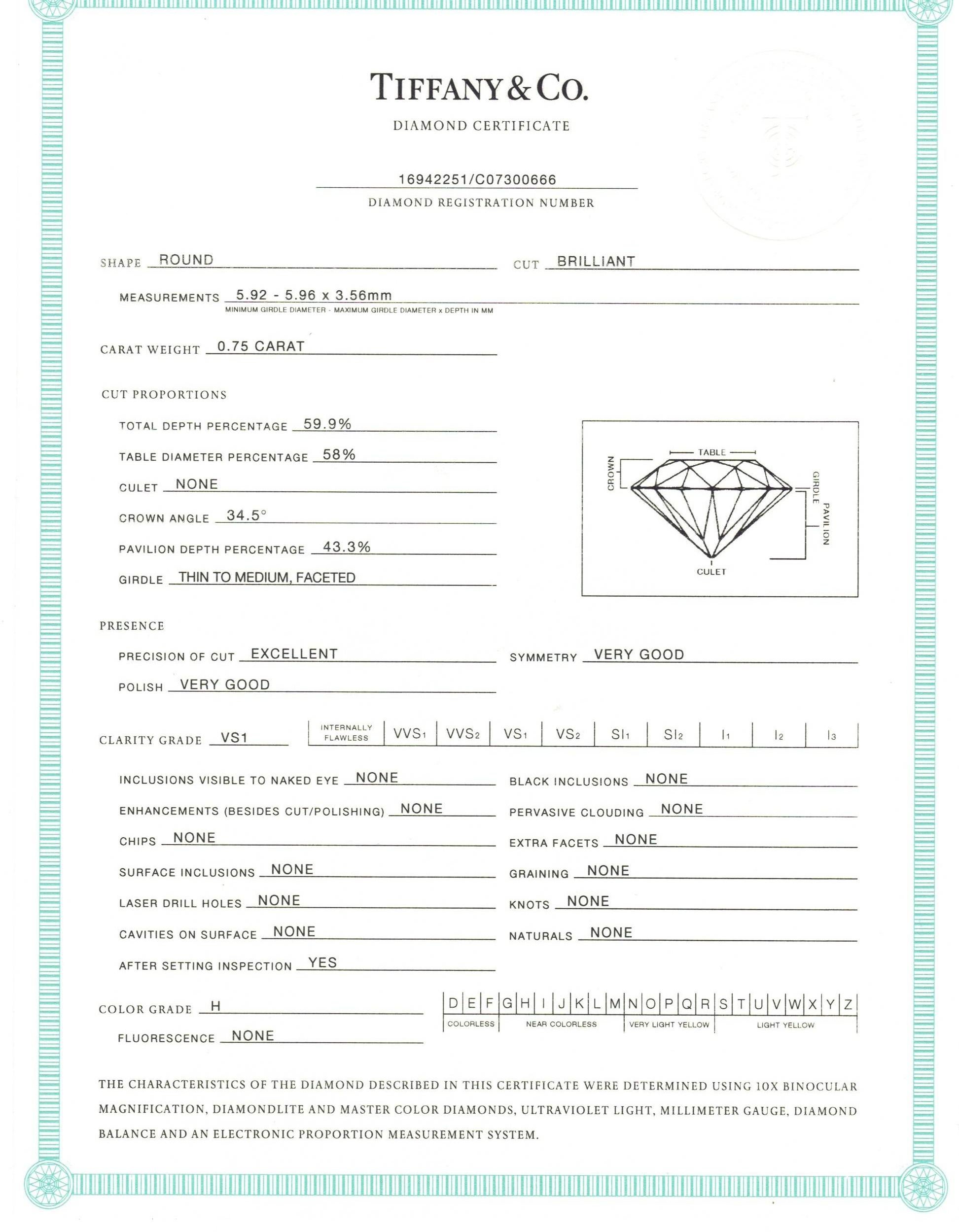 Tiffany & Co. 0,75ct Diamant 18 Karat Hochzeit Set - Messer-Kante Solitär & Band (Brillantschliff) im Angebot