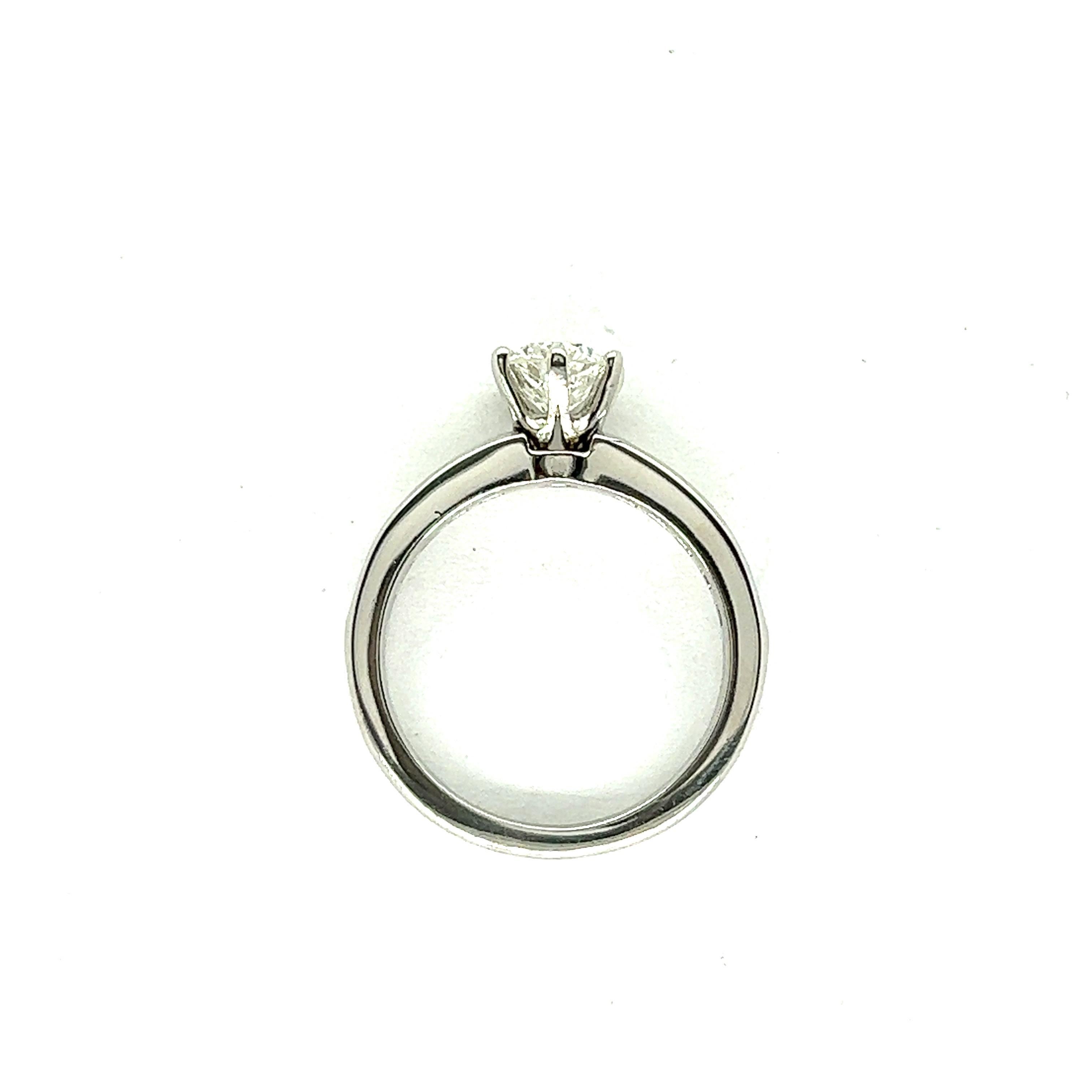 Verlobungsring mit 0,77 Karat Diamant Solitär von Tiffany & Co. im Angebot 7