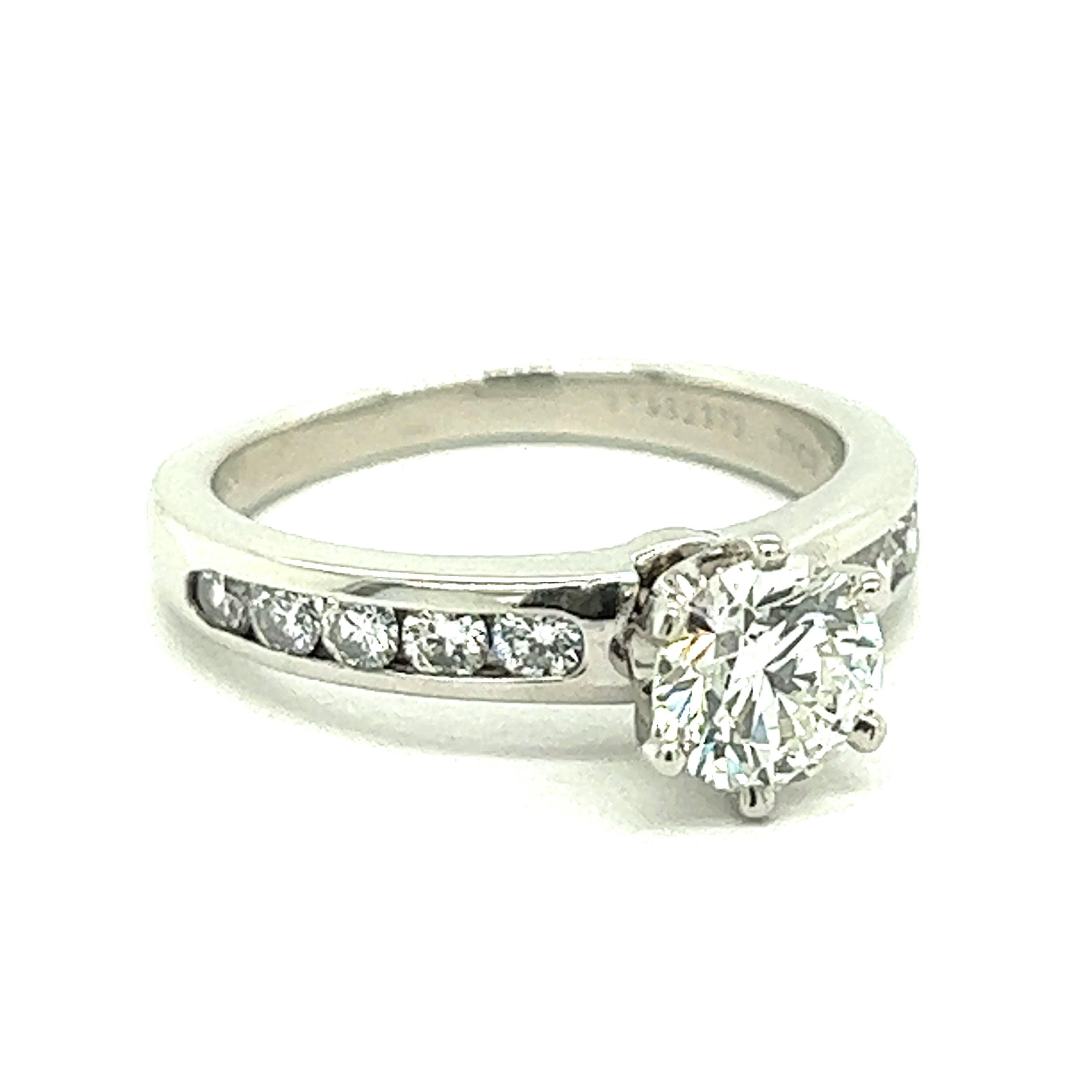 Verlobungsring mit 0,77 Karat Diamant Solitär von Tiffany & Co. (Rundschliff) im Angebot