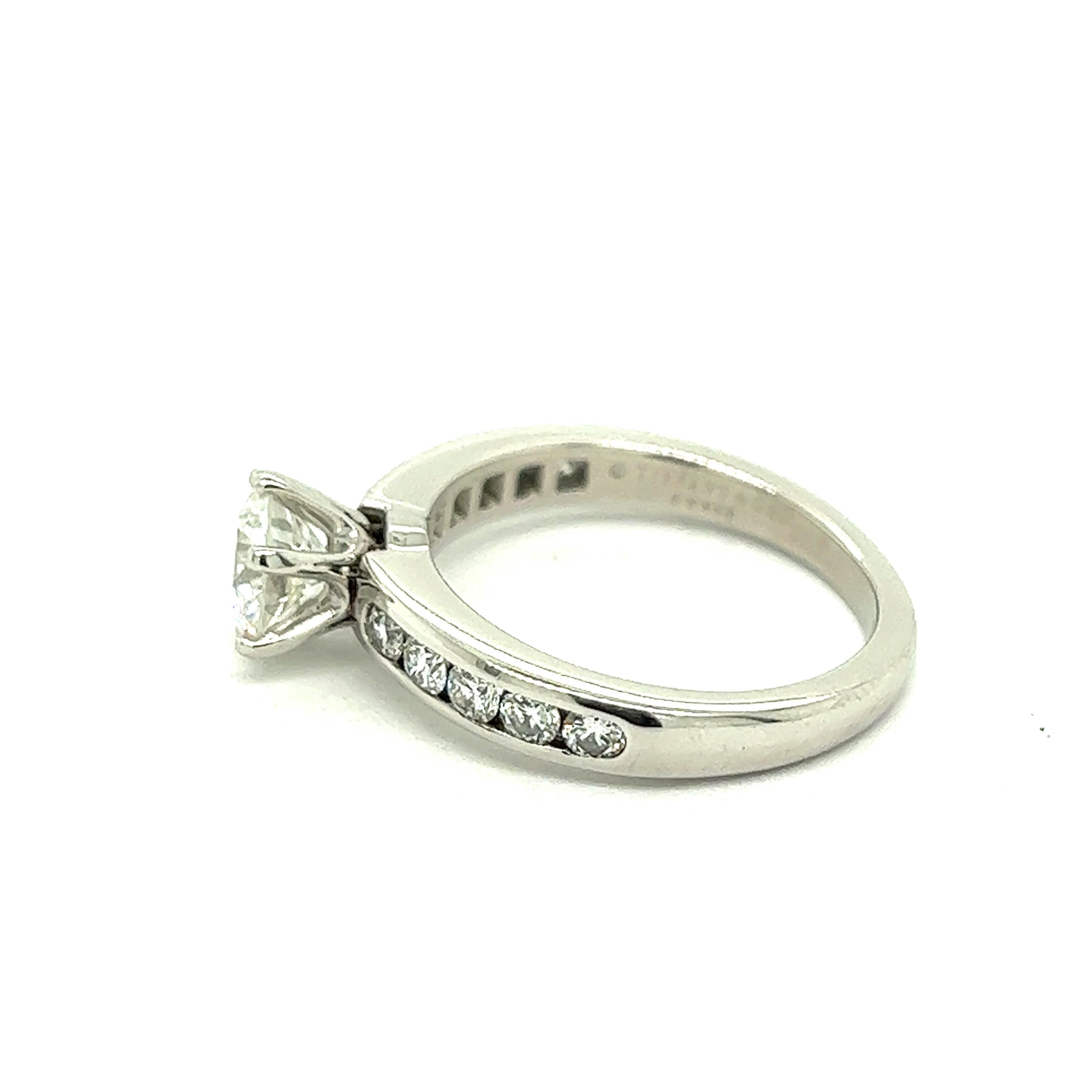 Verlobungsring mit 0,77 Karat Diamant Solitär von Tiffany & Co. im Angebot 3