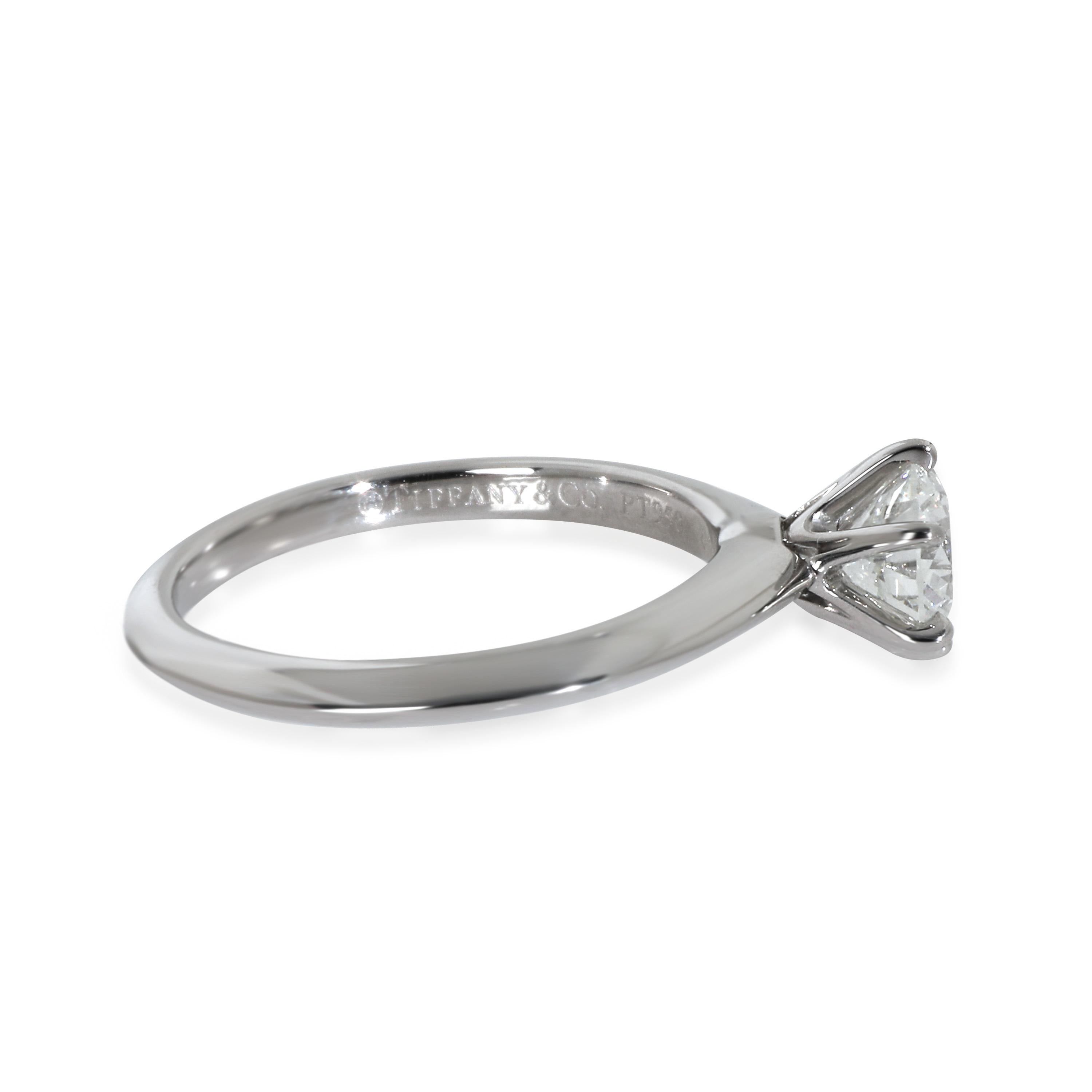 Taille ronde Tiffany & Co. Bague de fiançailles à diamants ronds et brillants de 0.77 ct en vente