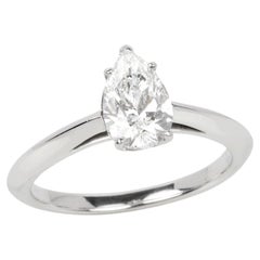 Tiffany & Co. Bague en platine avec diamant taille poire de 0,79 carat
