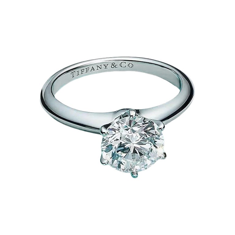Tiffany & Co. Bague solitaire en platine de 0,82 carat de diamant rond taillé en brillant en vente