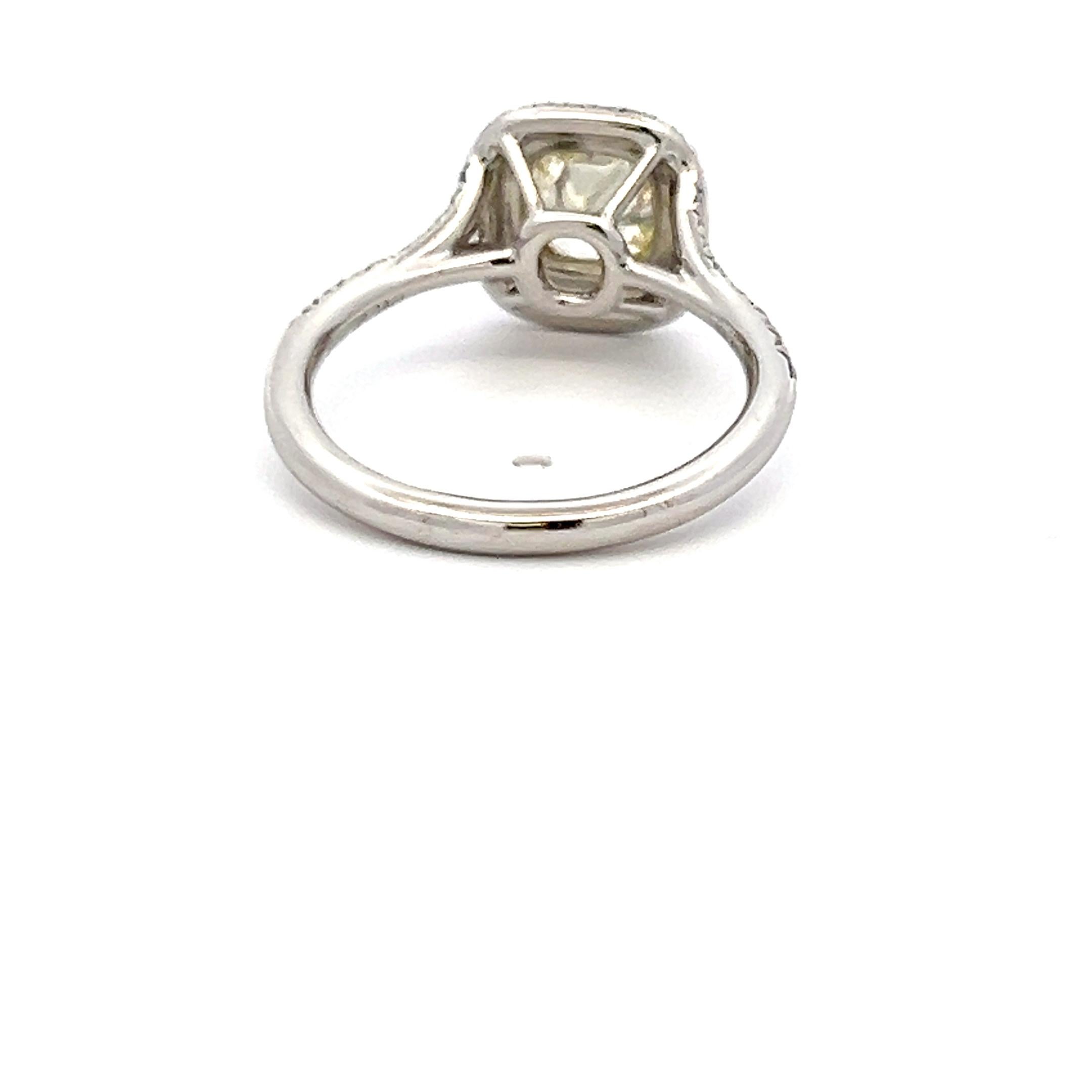 Tiffany & Co 0,90 Karat Kissenschliff Fancy Gelber Diamant 18K YG/Platin Verlobungsring im Angebot 2