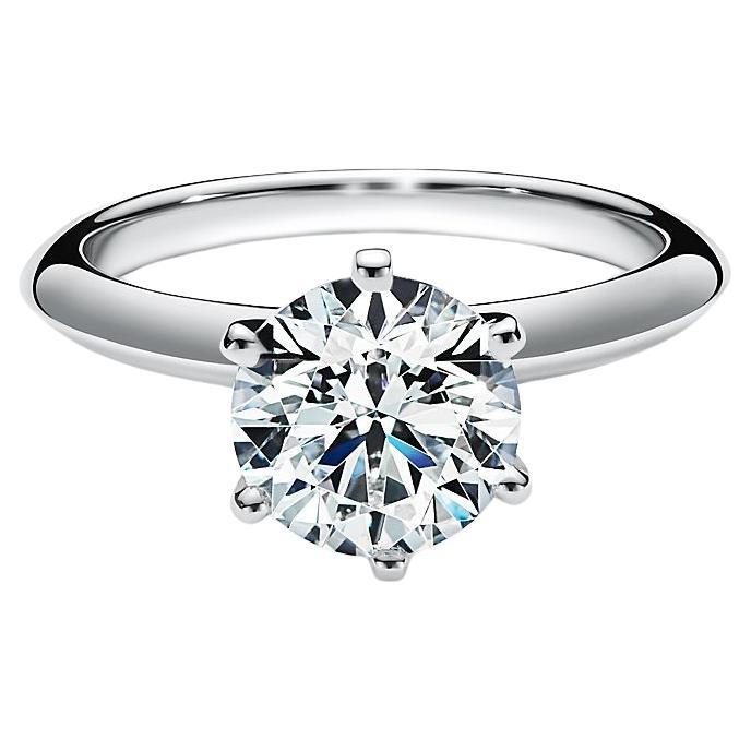 Tiffany & Co. 0.90 Carat Round Brilliant Cut Diamond Platinum Solitaire For Sale