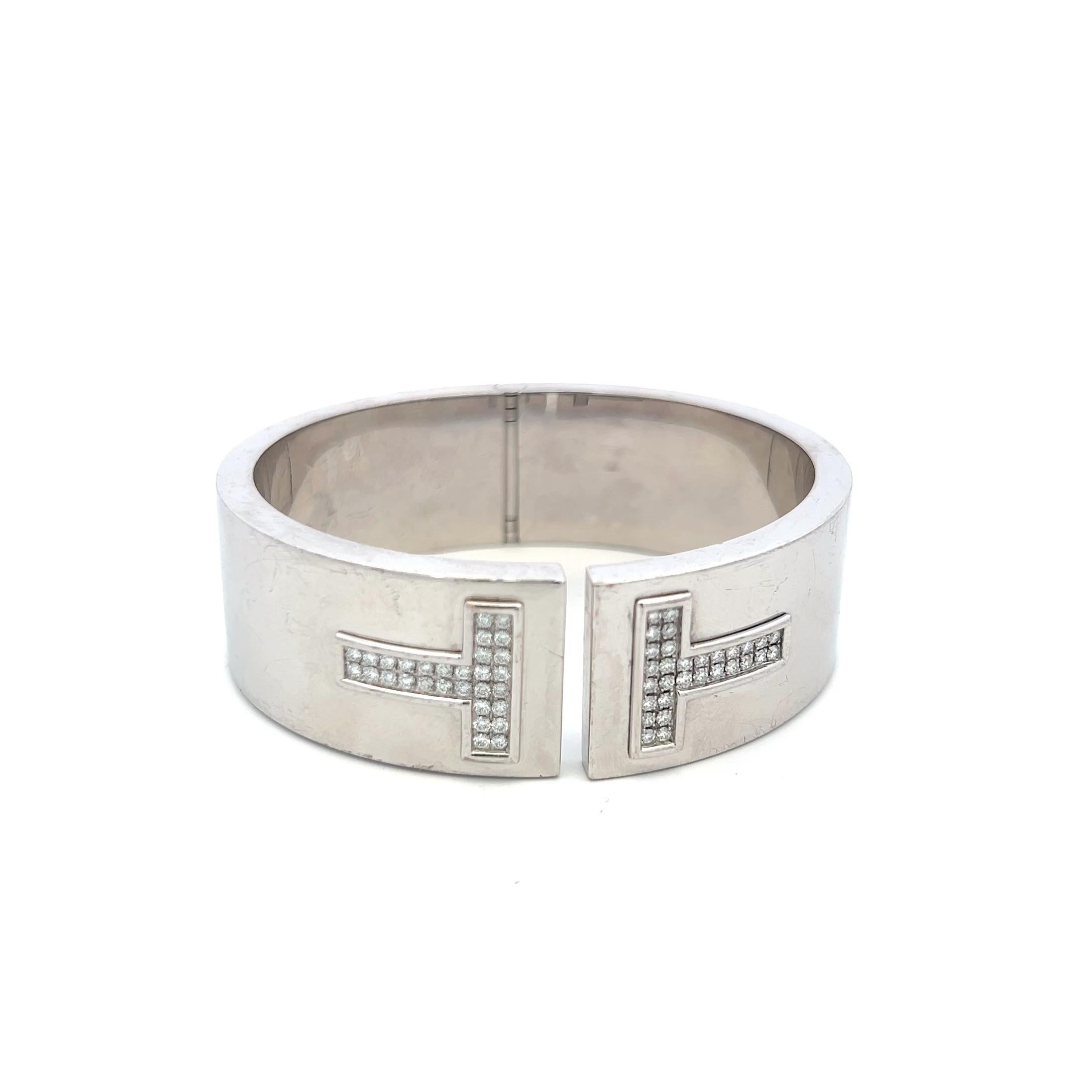 Armreif aus 18 Karat Weißgold von Tiffany & Co mit 0,90 Karat rundem Brillanten Damen im Angebot
