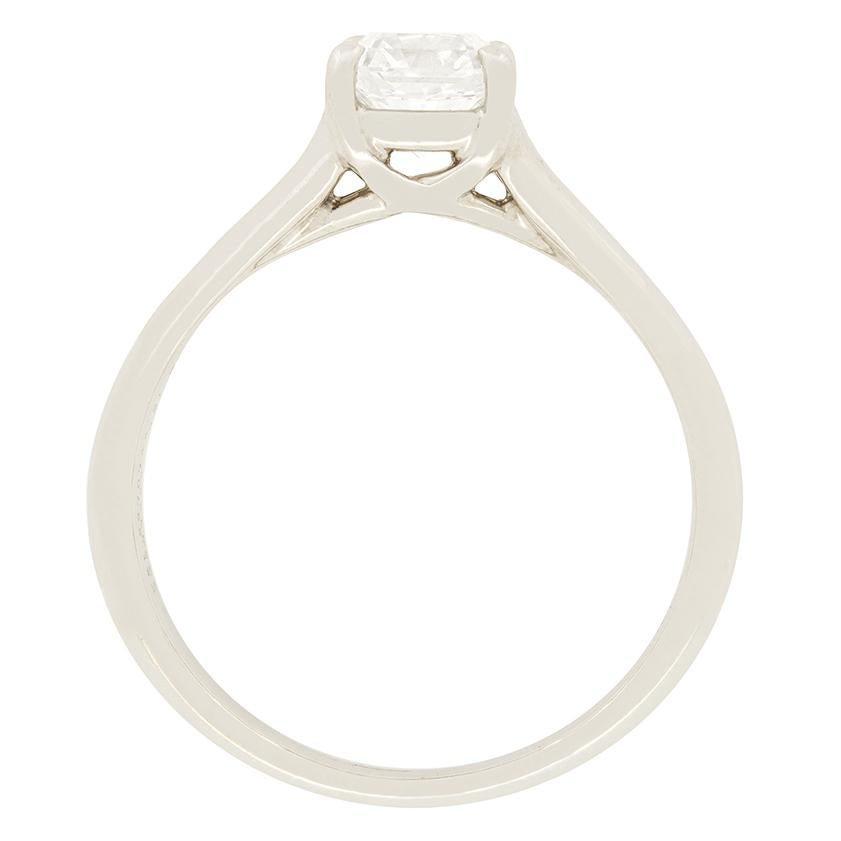 Tiffany & Co. 0.93ct 'Lucida' Diamond Ring In Good Condition For Sale In London, GB