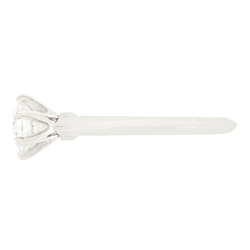 Taille brillant Tiffany & Co., bague solitaire avec diamant de 0.94 carat en vente