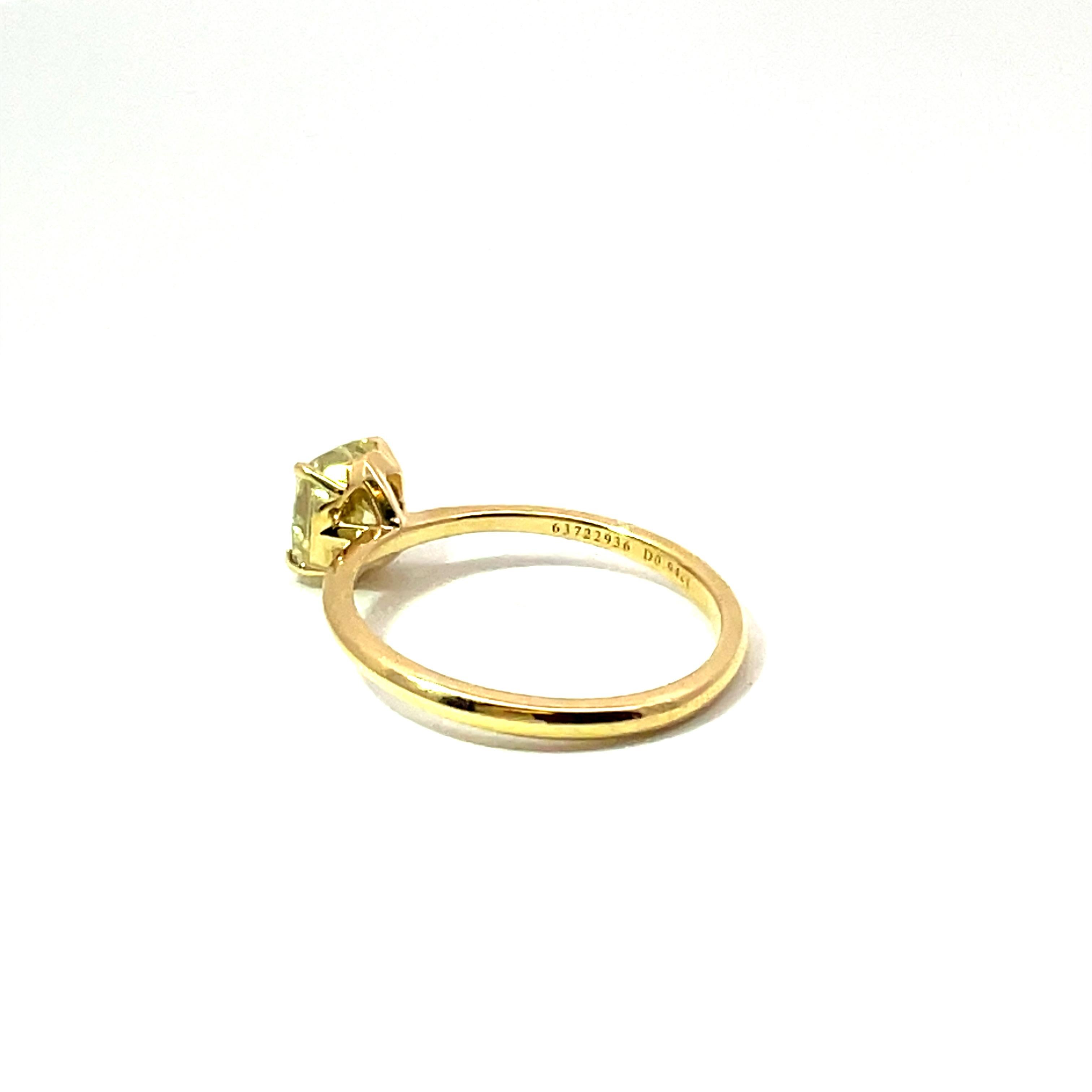 En vente :  Tiffany & Co. Bague de fiançailles en or jaune 18 carats avec diamant jaune fantaisie de 0,94 carat 3