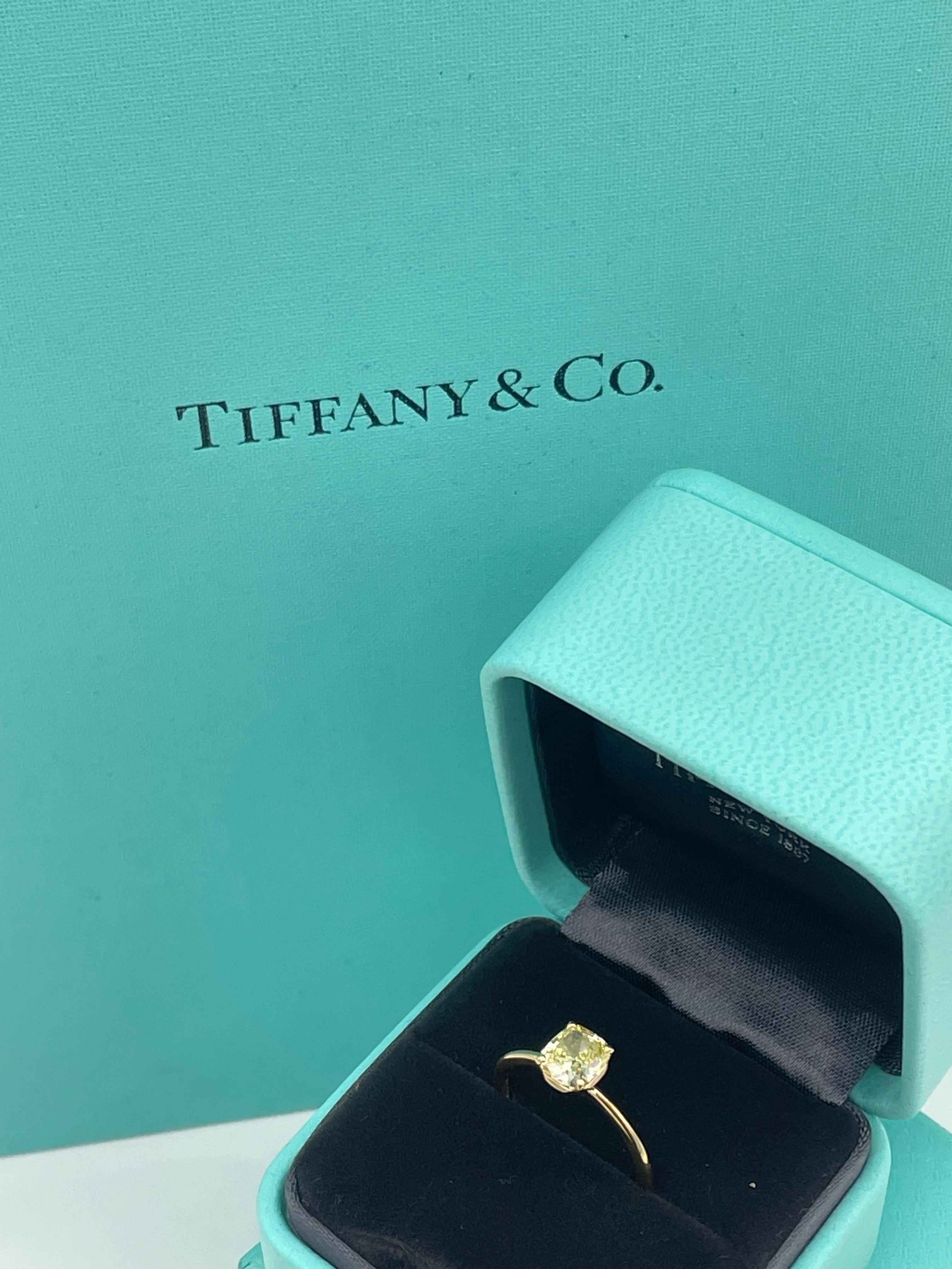 En vente :  Tiffany & Co. Bague de fiançailles en or jaune 18 carats avec diamant jaune fantaisie de 0,94 carat 7
