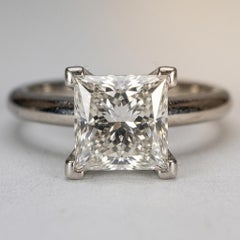 Tiffany & Co. Verlobungsring- und Ring-Set mit einem Diamanten im Prinzessschliff von 1 Karat