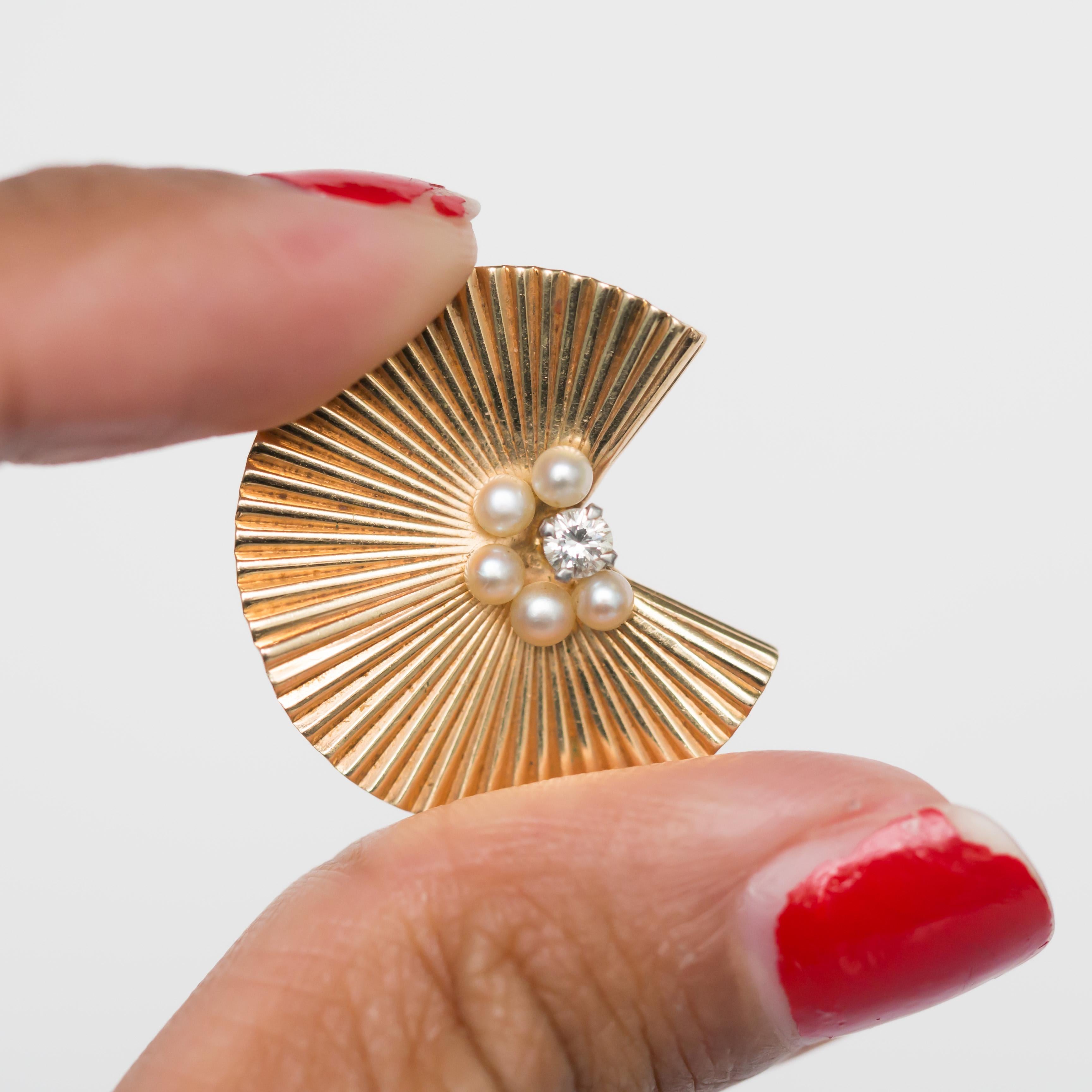 Diamant-Ohrring von Tiffany & Co. mit 0,10 Karat Gesamtgewicht (Retro) im Angebot