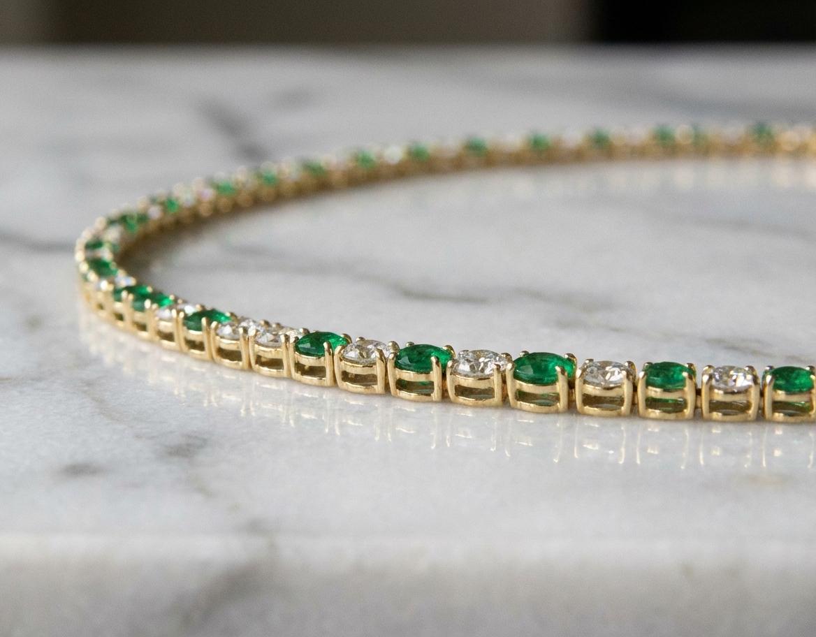 Tiffany and Co. 10 Ct. 18K Yellow Gold Diamond and Emerald Graduated ...
