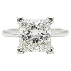 Tiffany & Co. Anello in platino con diamante taglio principessa da 1.00 carati