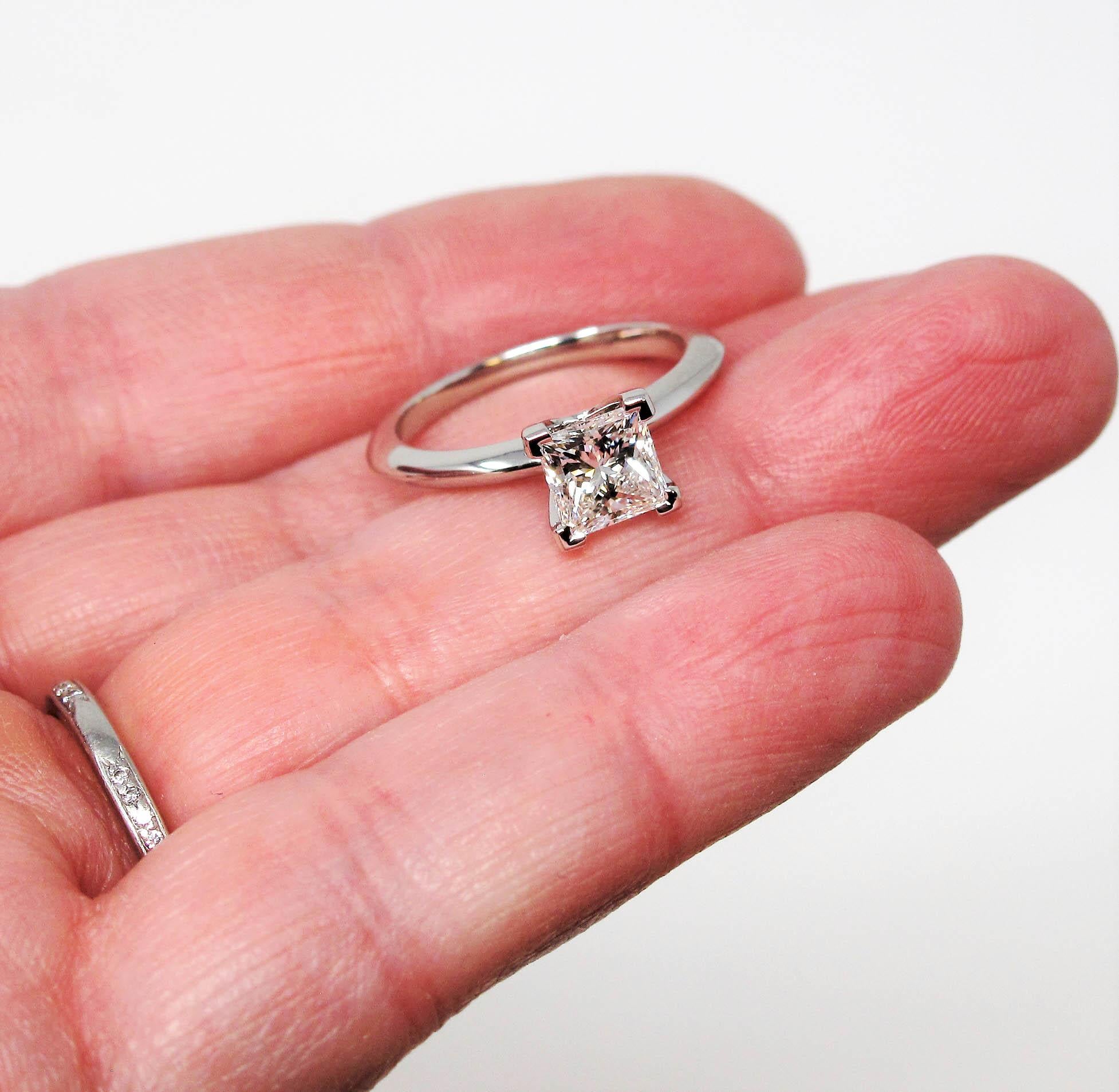 Contemporary Tiffany & Co 1.00 Carat Princess Diamond Solitaire Engagement Ring Platinum