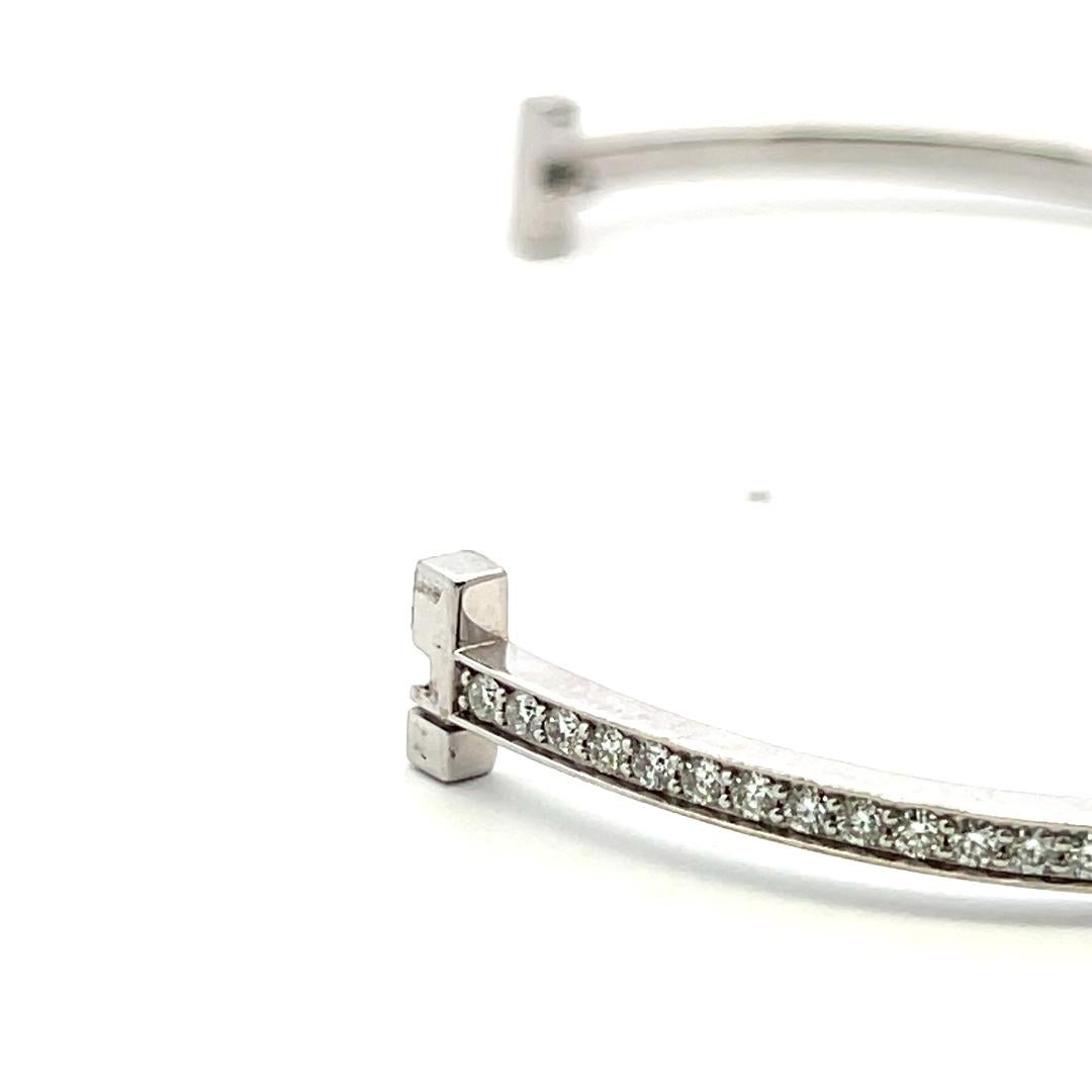 Armreif aus 18 Karat Weißgold von Tiffany & Co mit 1,00 Karat rundem Brillanten und Diamanten im Angebot 3