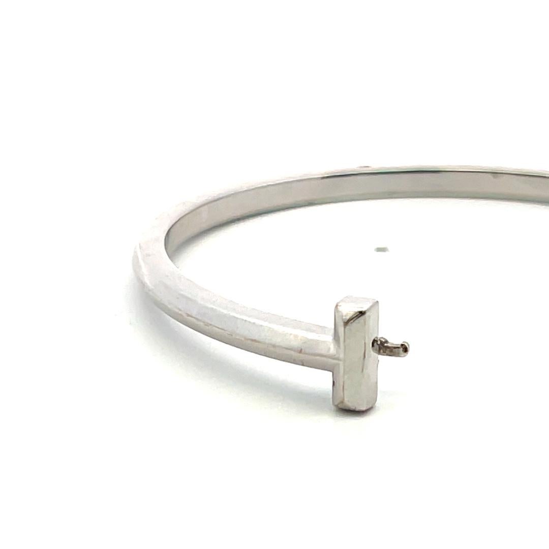 Armreif aus 18 Karat Weißgold von Tiffany & Co mit 1,00 Karat rundem Brillanten und Diamanten im Angebot 4