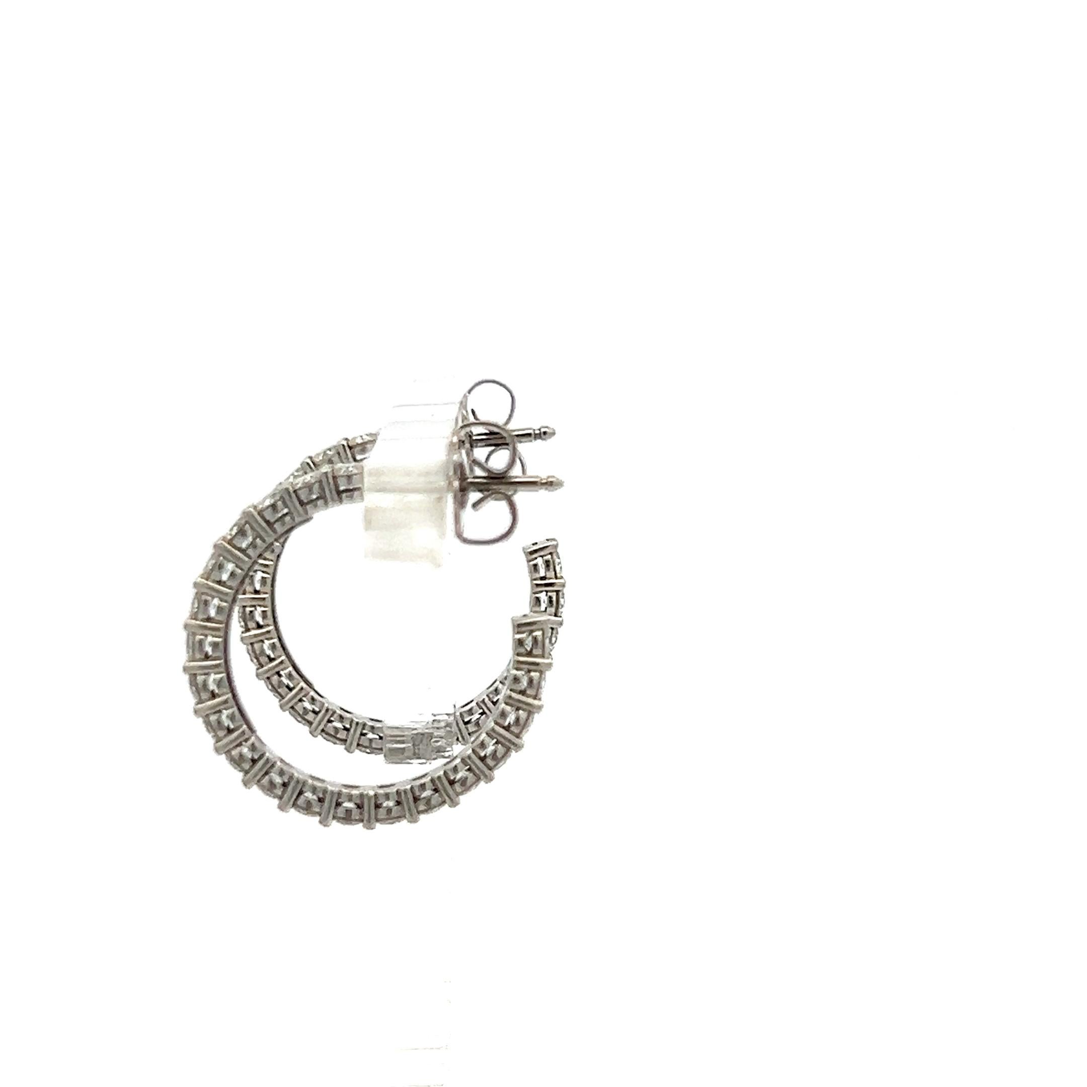 Tiffany & Co. 1,00 Carati Rotondi Brillanti F VS Diamanti in Platino Orecchini a cerchio In condizioni buone in vendita a New York, NY