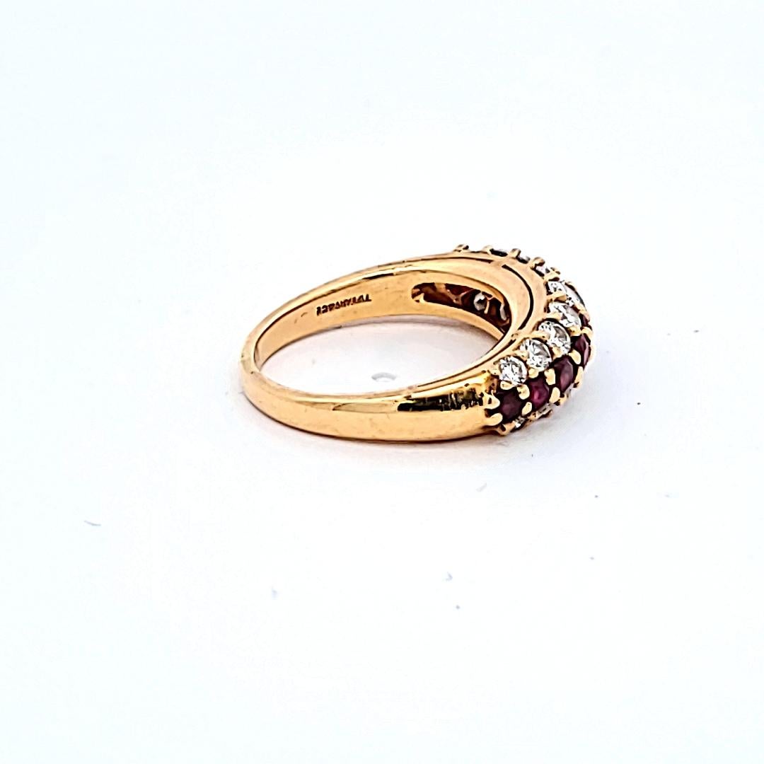 Tiffany & Co 1.00 Carat Ruby 0.80 Carat Diamond 18 Karat Yellow Gold Halo Ring For Sale 1