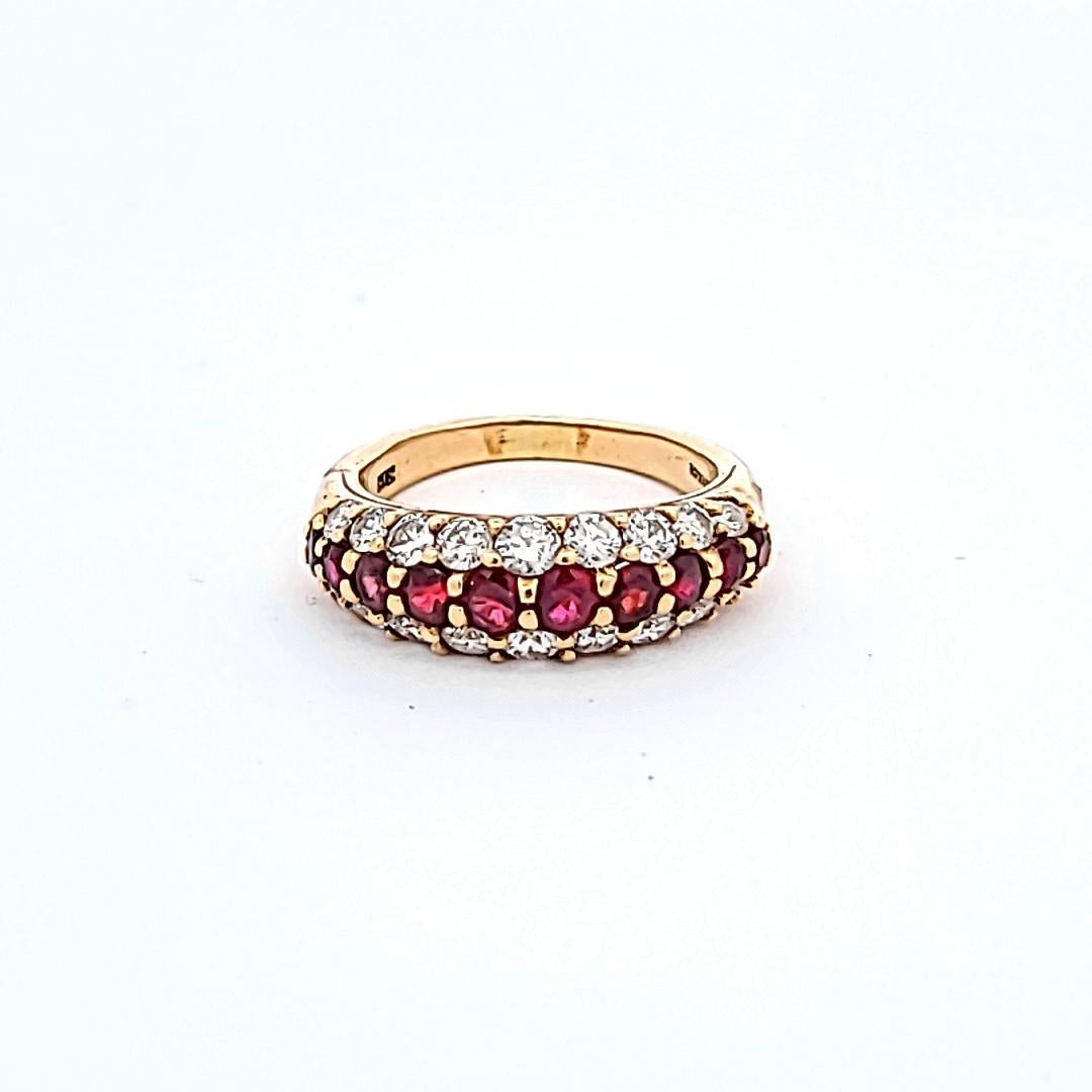 Tiffany & Co 1.00 Carat Ruby 0.80 Carat Diamond 18 Karat Yellow Gold Halo Ring For Sale 4