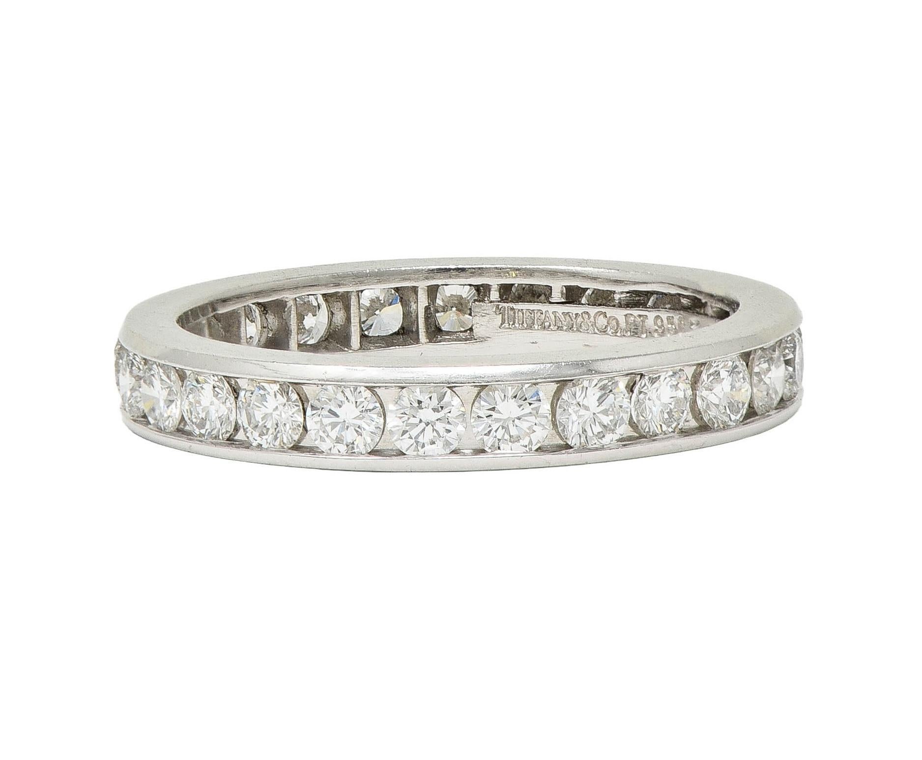 Tiffany & Co. 1.00 CTW Diamond Platinum Eternity Contemporary Wedding Band Ring (anneau de mariage contemporain en platine) en vente 1