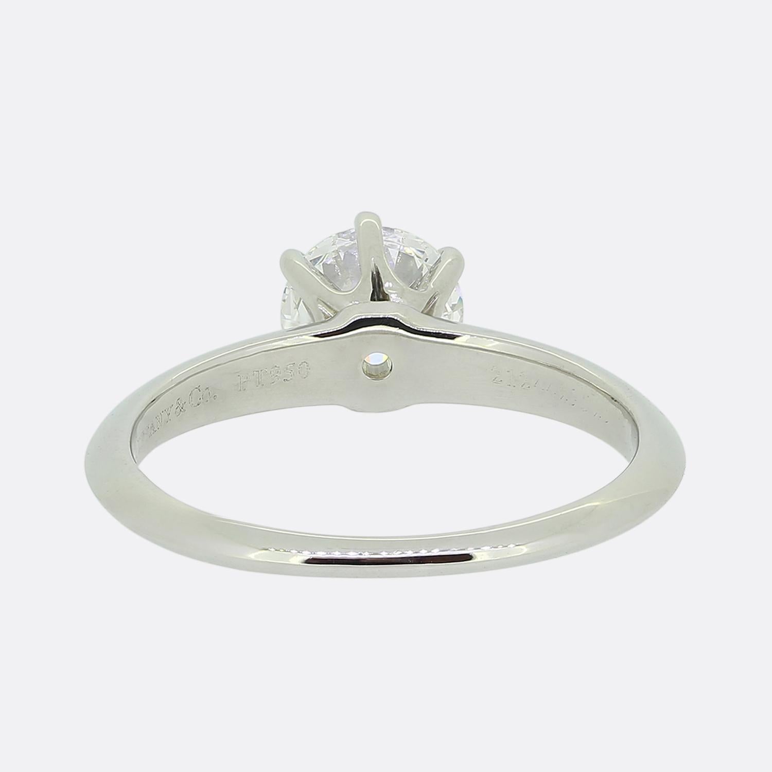 Tiffany & Co. 1.01 Carat Diamond Engagement Ring In Good Condition For Sale In London, GB