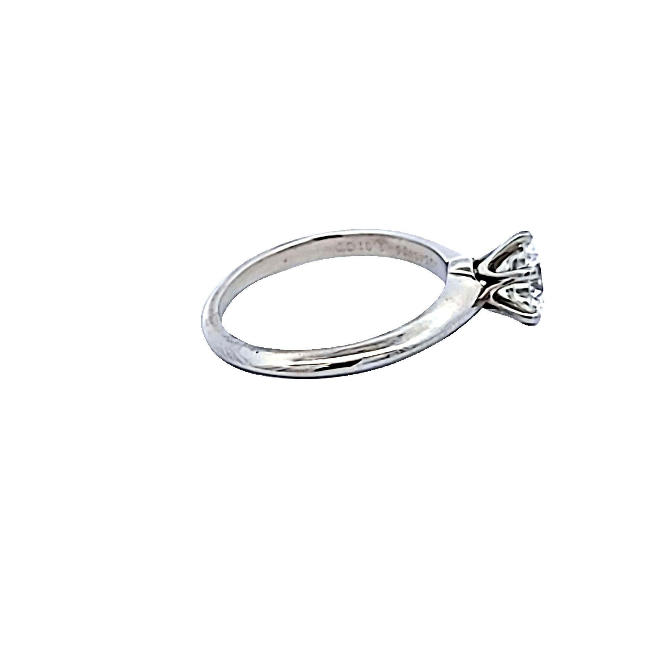 Women's Tiffany & Co 1.01 Carat Round Brilliant H VS2 Diamond Platinum Engagement Ring For Sale