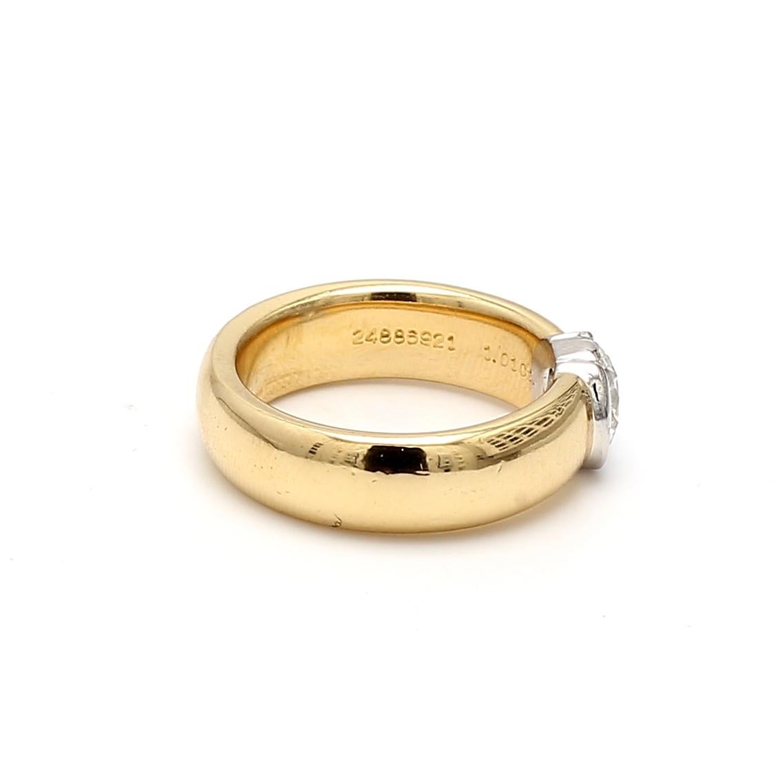 Tiffany & Co 1.01 Carat Round G VS1 Diamond 18K Yellow Gold Engagement Ring In Good Condition For Sale In New York, NY