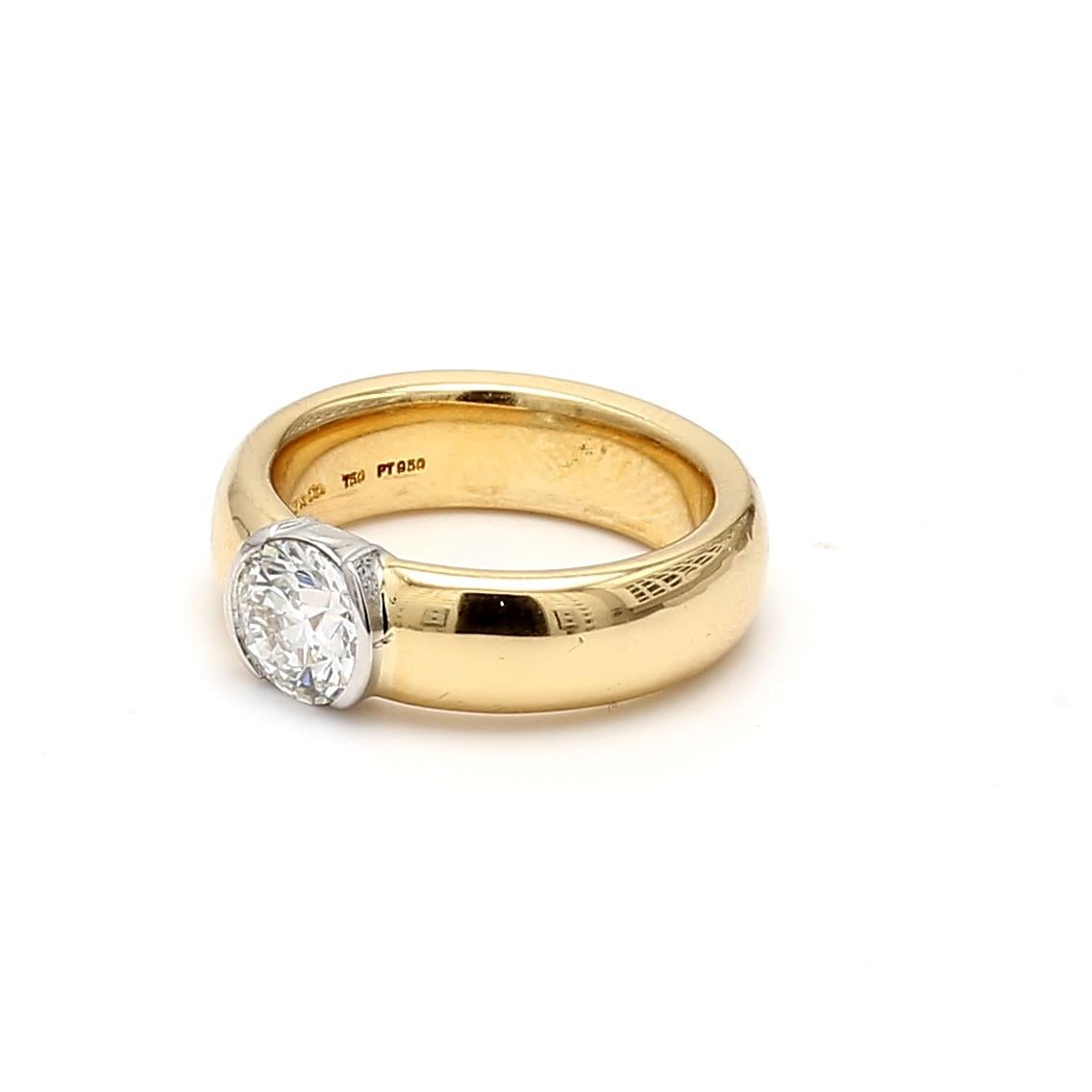 Tiffany & Co 1.01 Carat Round G VS1 Diamond 18K Yellow Gold Engagement Ring For Sale 4