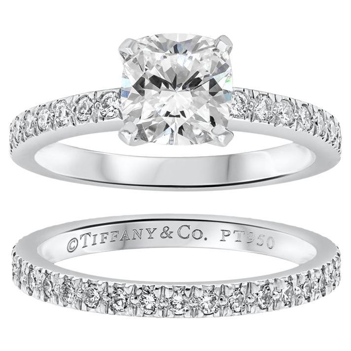 Tiffany & Co. 1.01 Cushion Cut Diamond Engagement Ring and Wedding Band Ring Set For Sale