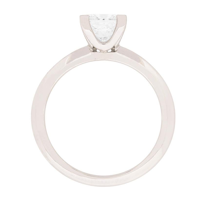 Tiffany & Co. Bague de fiançailles solitaire à diamant taille princesse de 1,01ct en vente 1