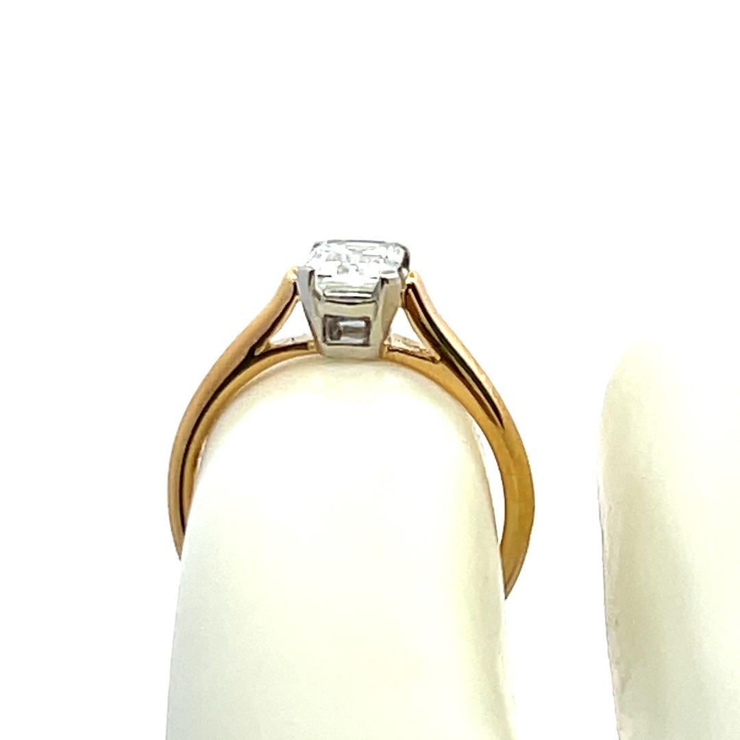 Tiffany & Co 1.02 Carat Emerald Cut Diamond 18K Gold/Platinum Engagement Ring For Sale 5