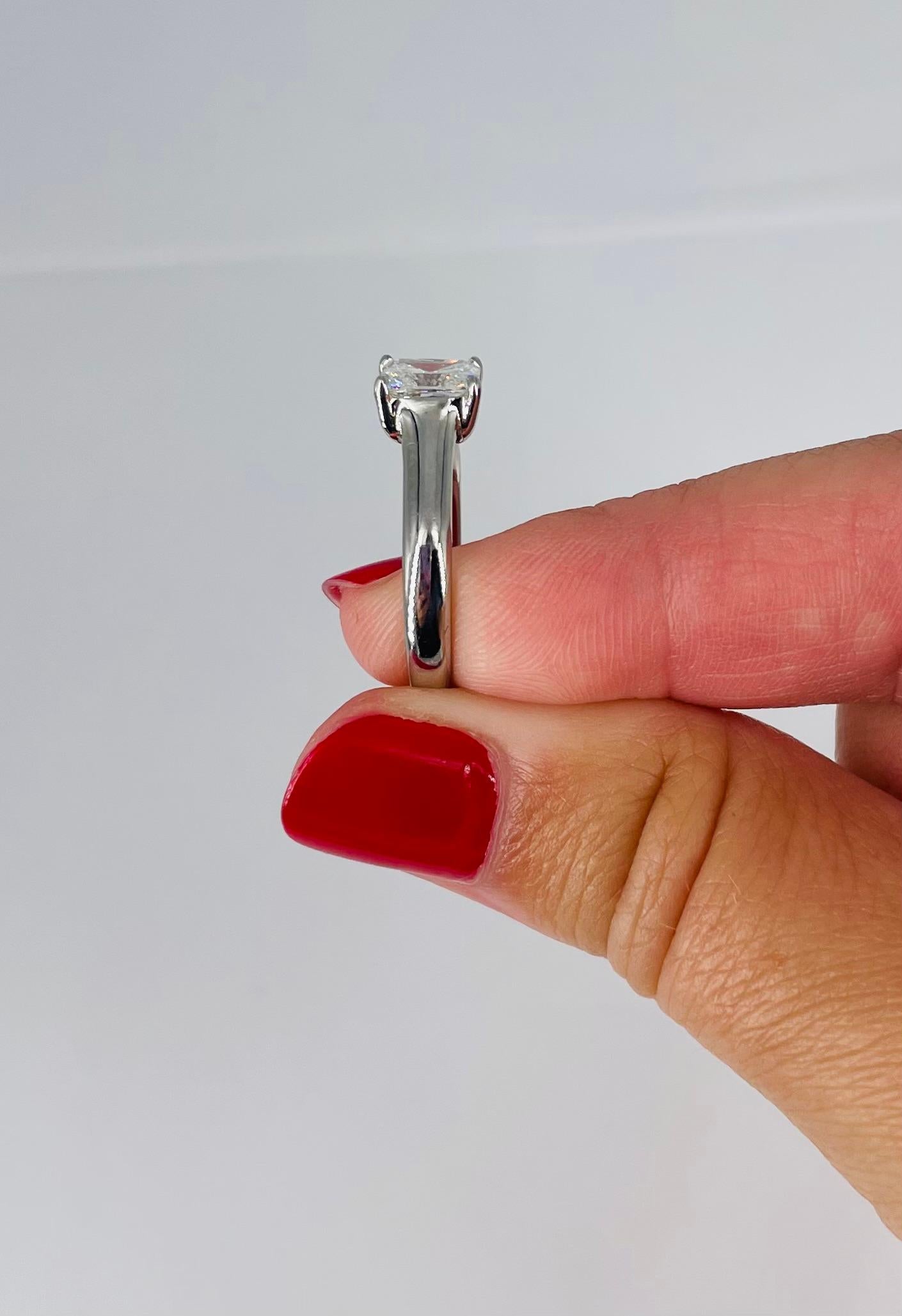 Women's Tiffany & Co. 1.02 carat Radiant Cut Diamond Platinum Solitaire Engagement Ring  For Sale