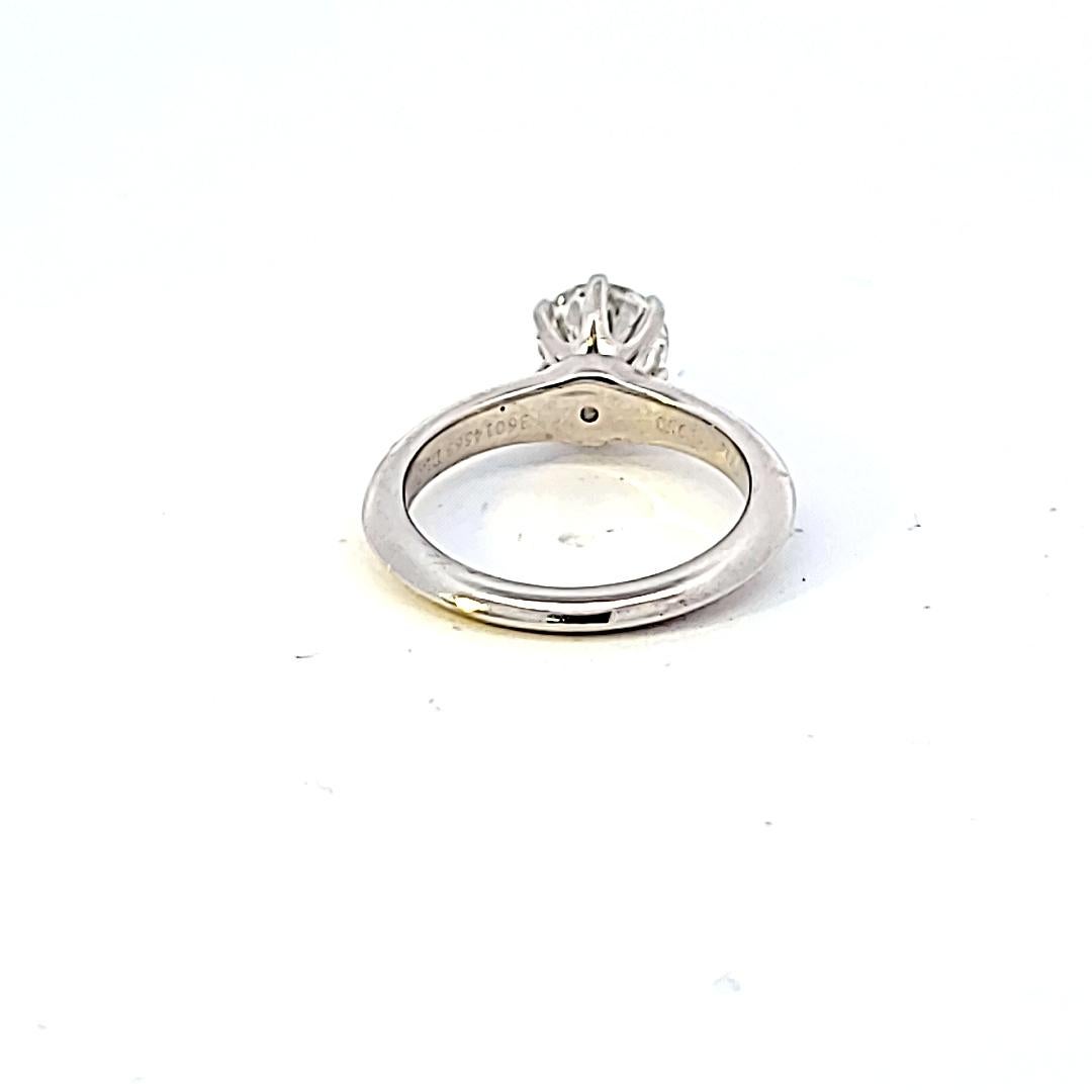 Tiffany & Co 1.02 Carat Round Brilliant G VS2 Diamond Platinum Engagement Ring For Sale 3