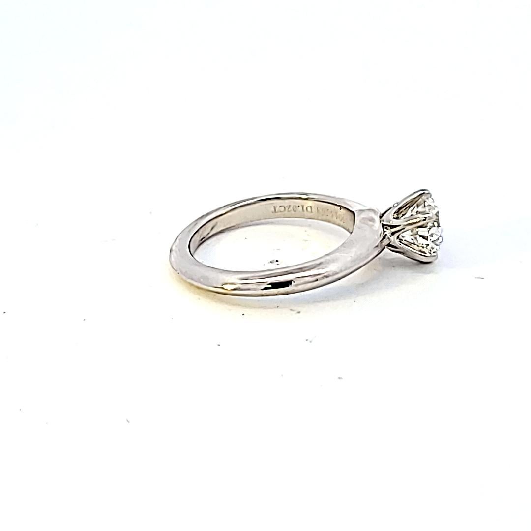 Tiffany & Co 1.02 Carat Round Brilliant G VS2 Diamond Platinum Engagement Ring For Sale 4