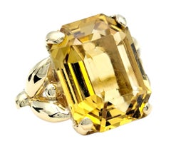 Tiffany & Co. 10.27 Carat Emerald Cut Citrine Cocktail Ring 14 Karat Yellow Gold