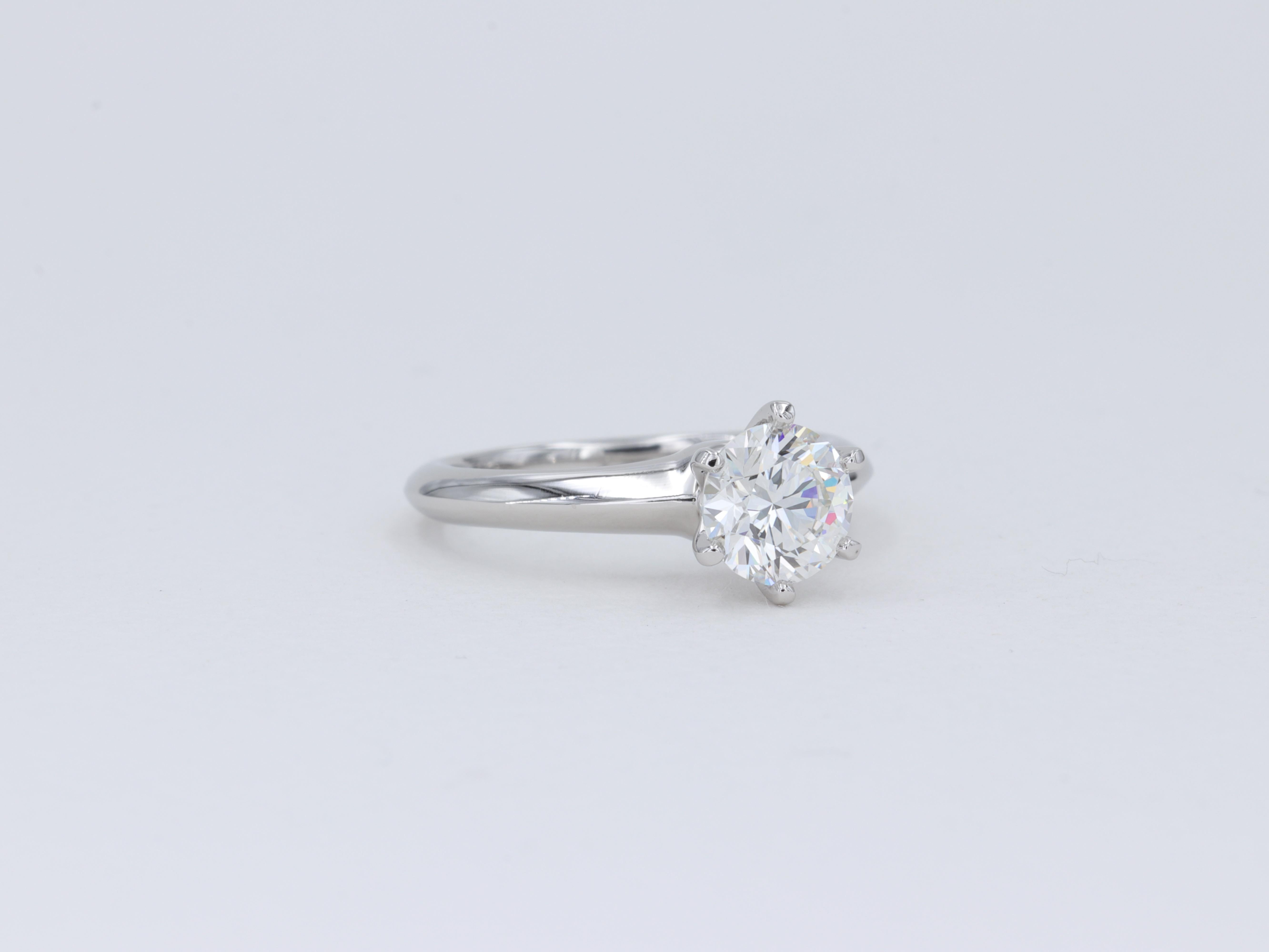 Round Cut Tiffany & Co. 1.04ct I VS2 Round Brilliant Diamond Solitaire Engagement Ring
