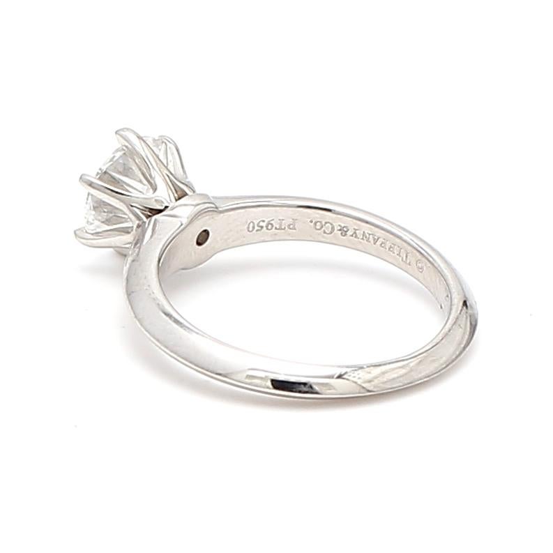 Tiffany & Co 1.07 Carat Round Brilliant Diamond Platinum Engagement Ring For Sale 2