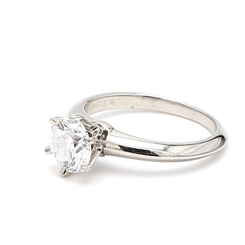 Tiffany & Co 1.07 Carat Round Brilliant Diamond Platinum Engagement Ring For Sale 4